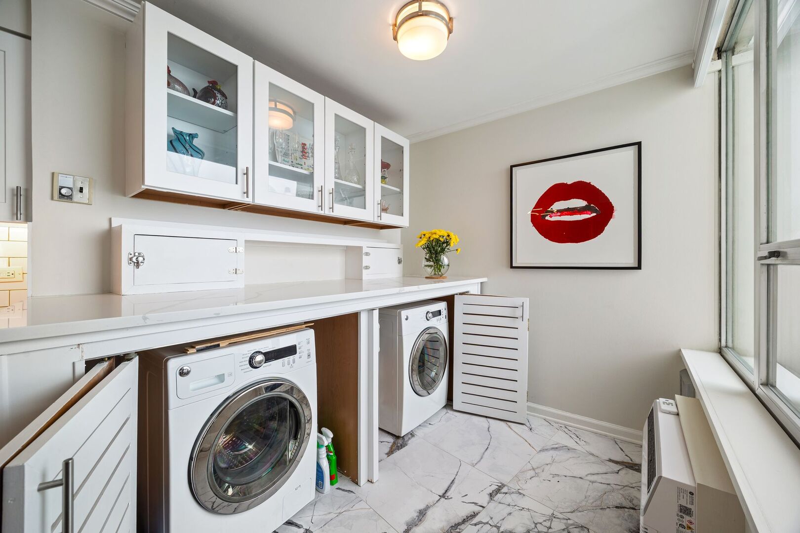 940 W Glenlake Avenue Unit: 34D