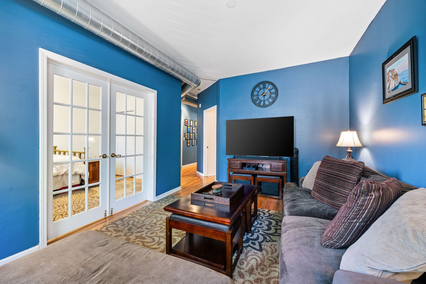 1025 W Balmoral Avenue Unit: 2B