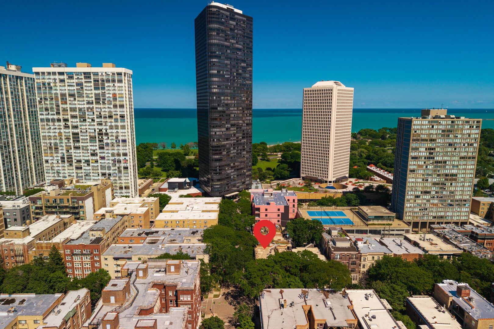 1025 W Balmoral Avenue Unit: 2B