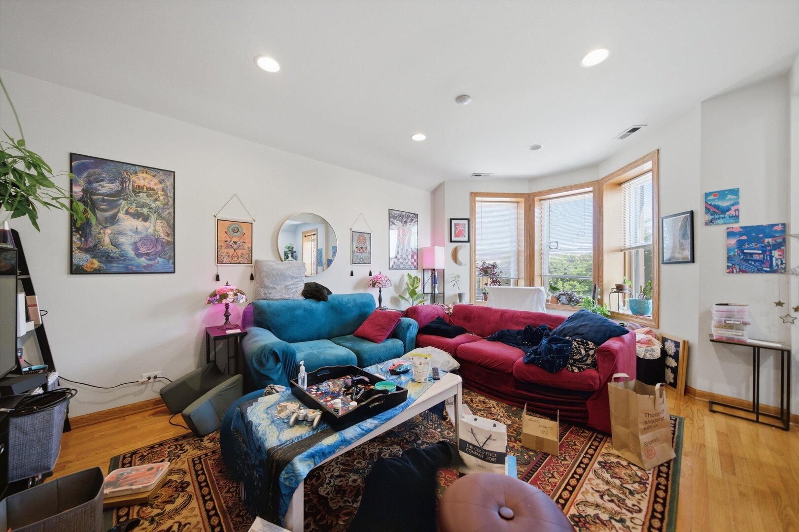 2418 N Western Avenue