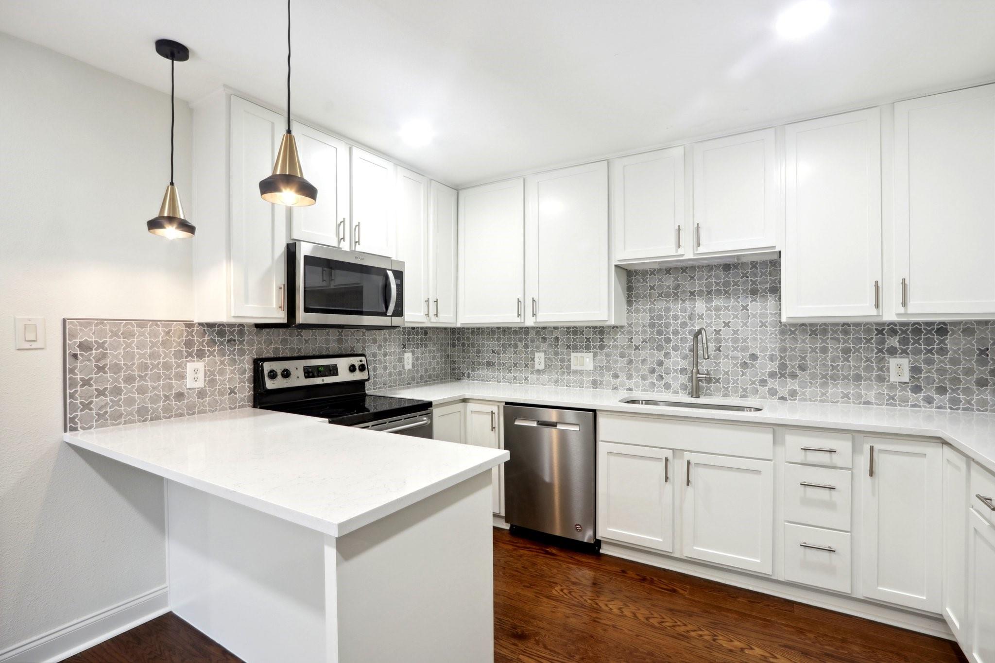 2500 Steck Ave # 28