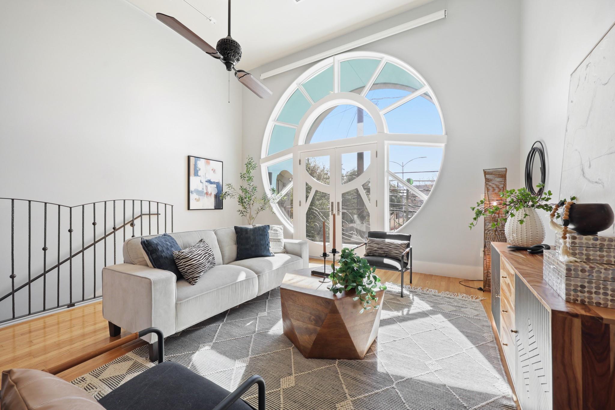 206 E Live Oak ST # C