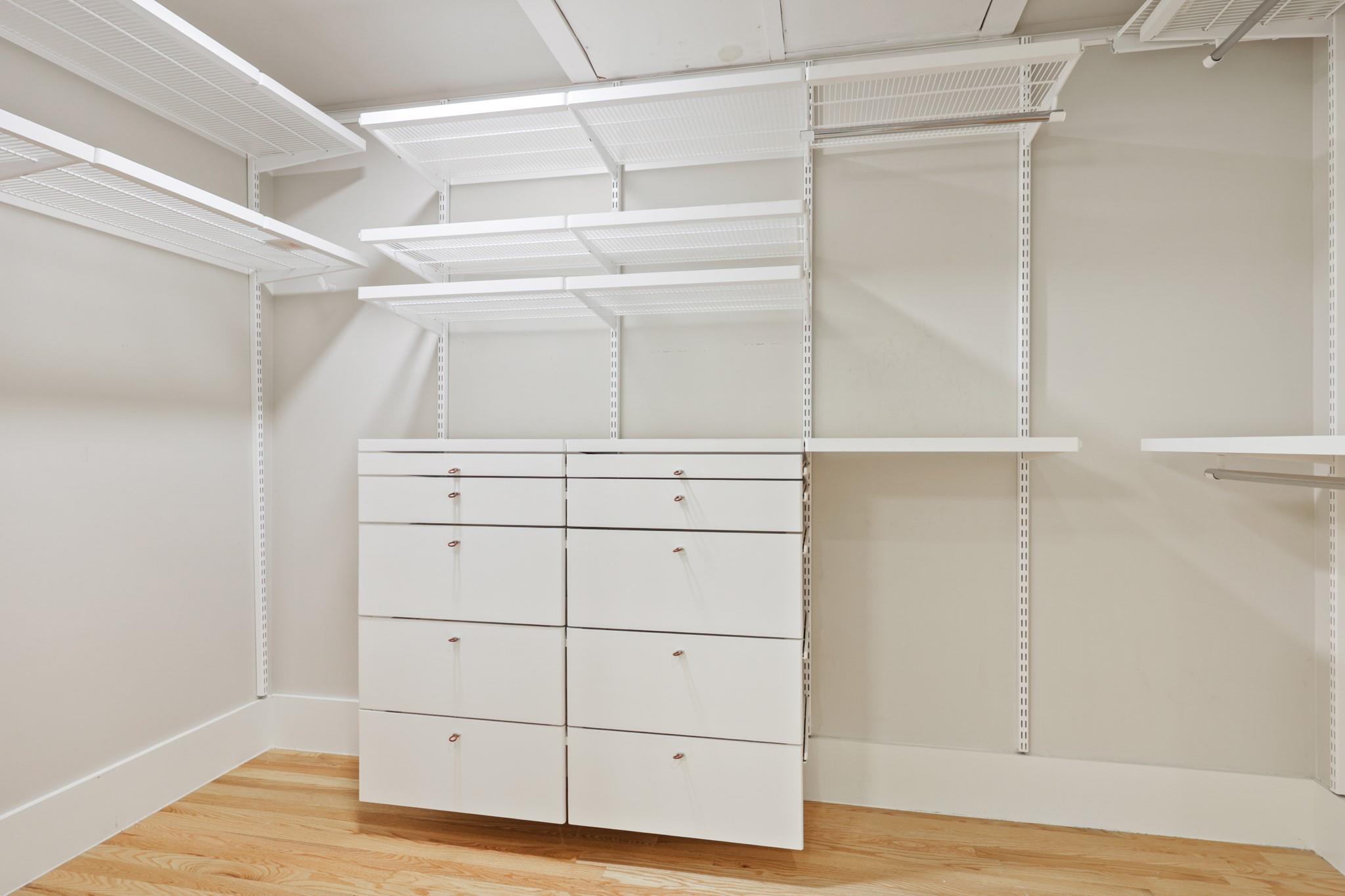 206 E Live Oak ST # C