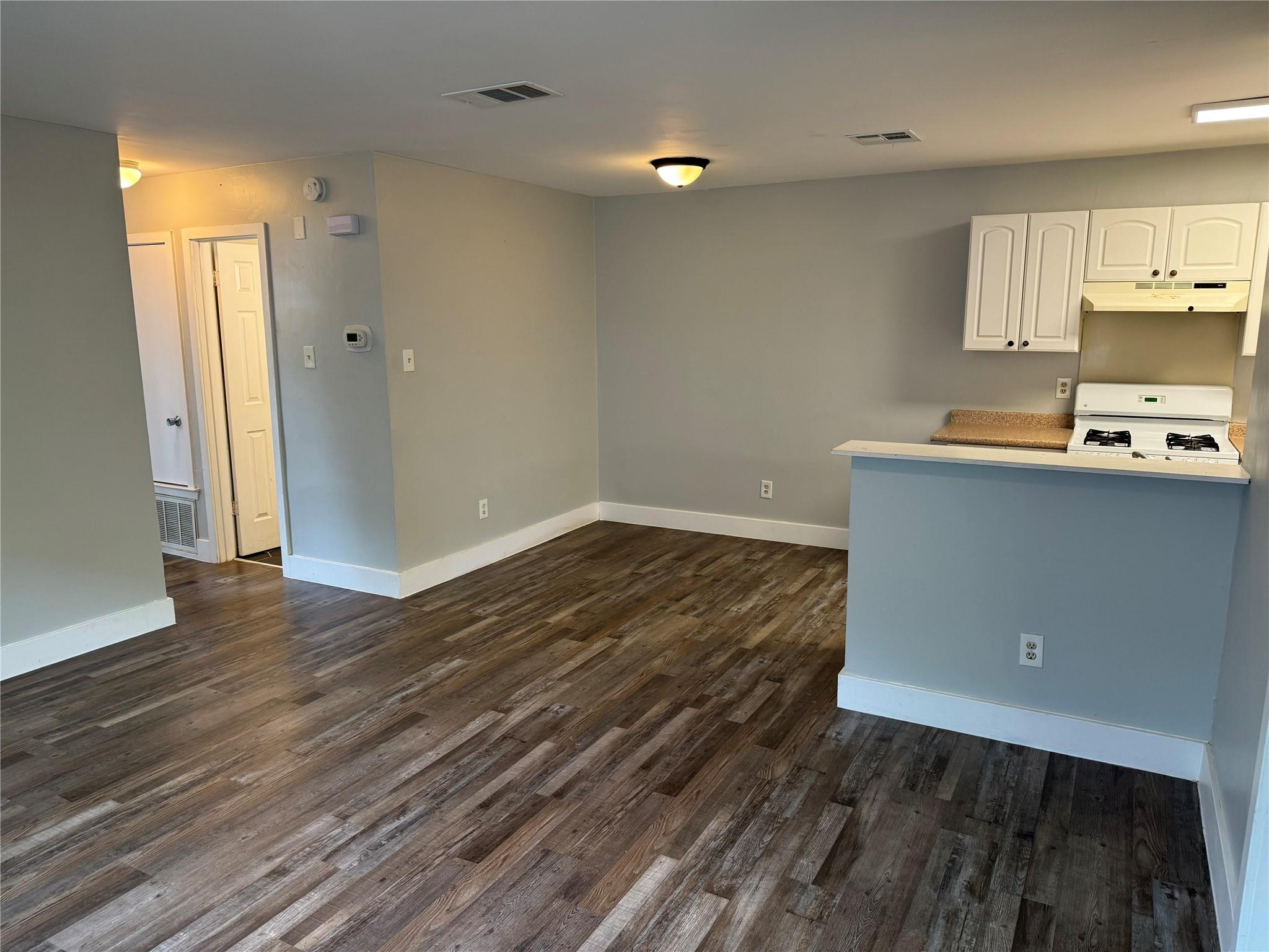 11910 Sunhillow BND