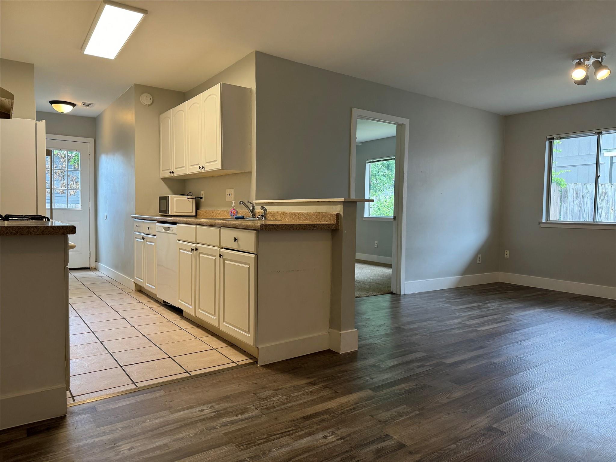 11910 Sunhillow BND