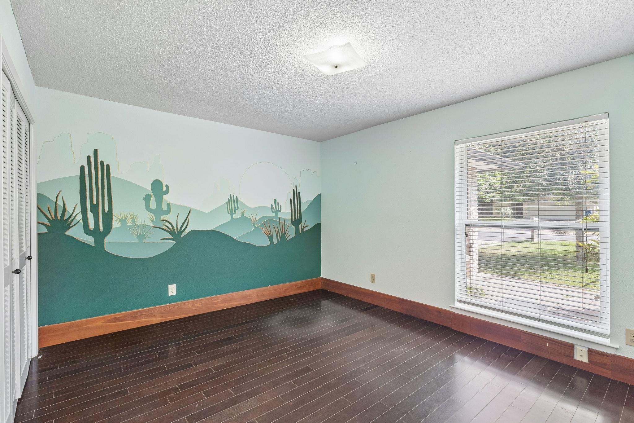 1501 Quail Crest DR