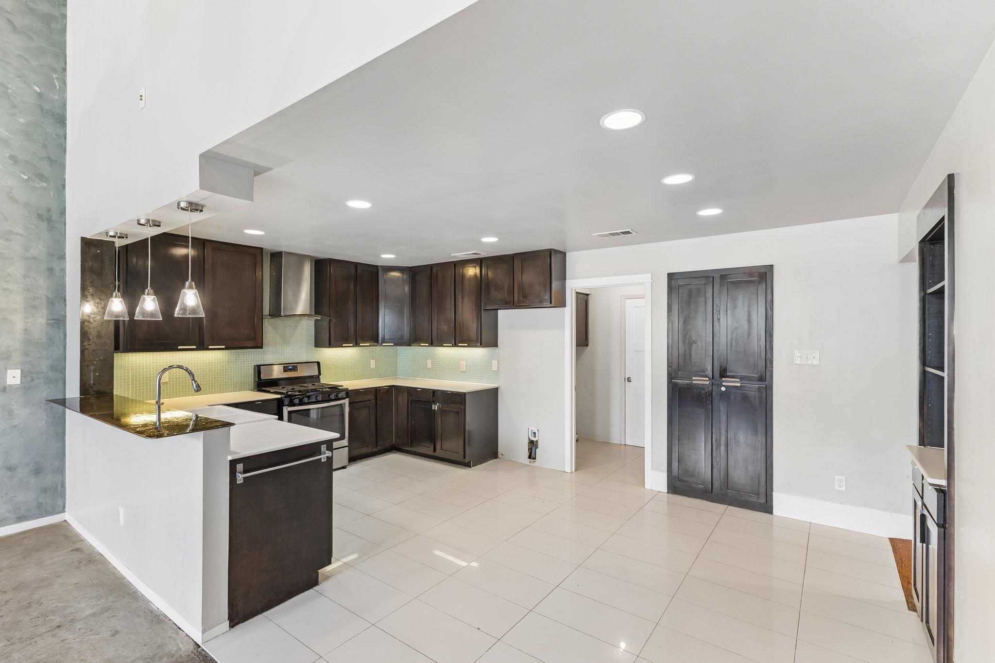 1501 Quail Crest DR