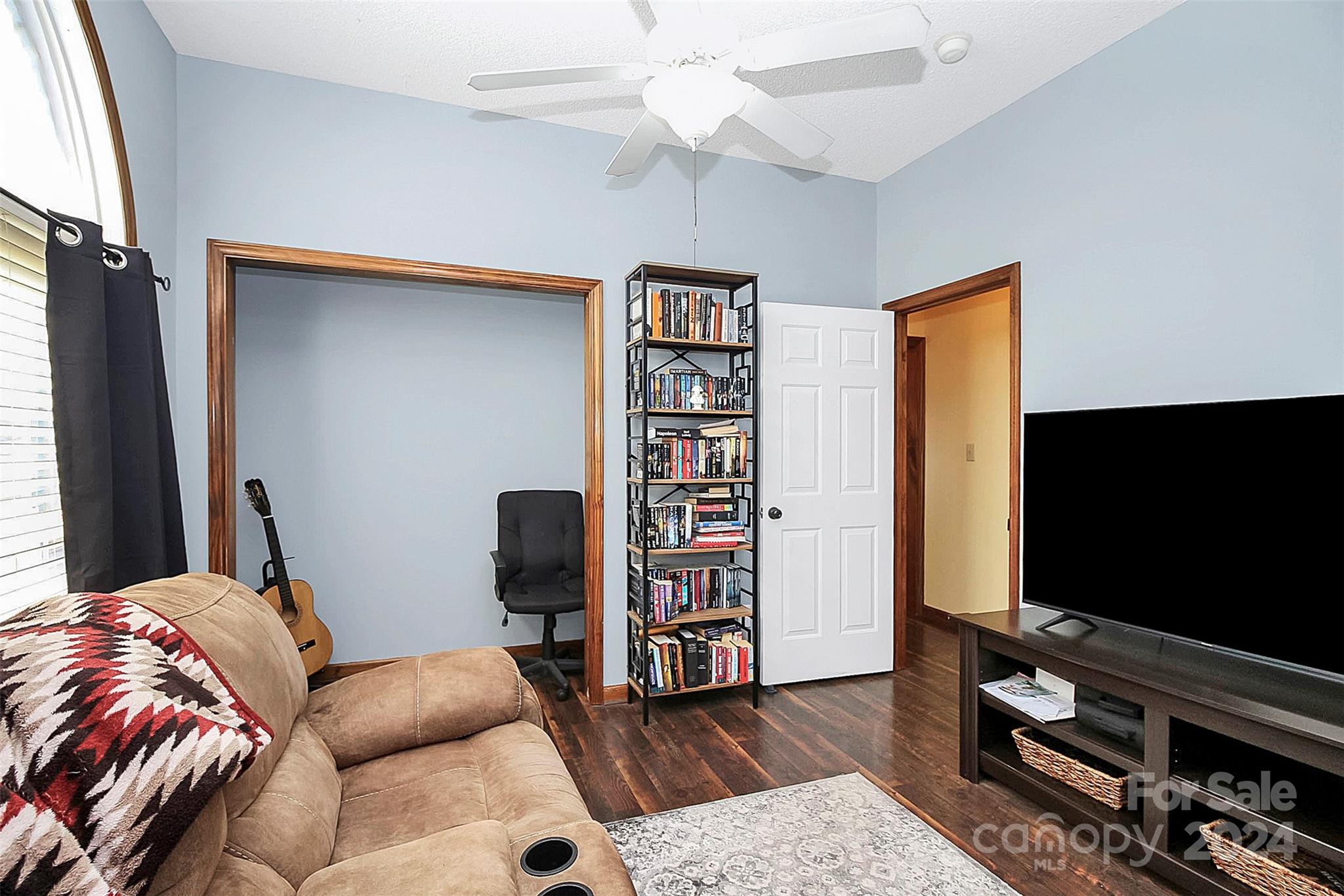 1092 Hall Spencer Road