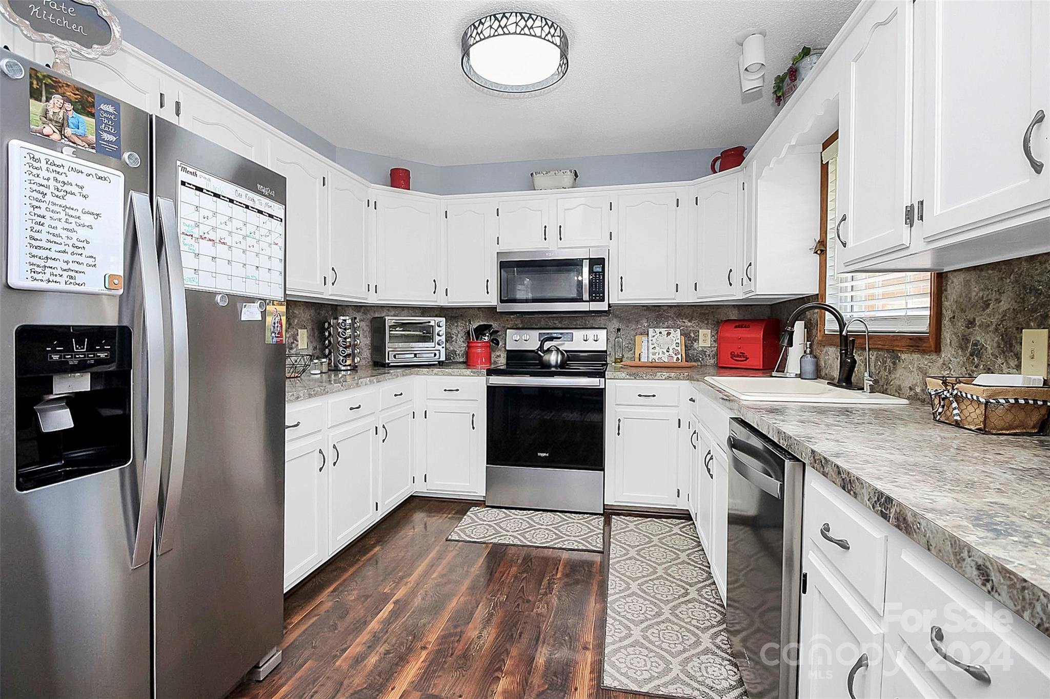 1092 Hall Spencer Road