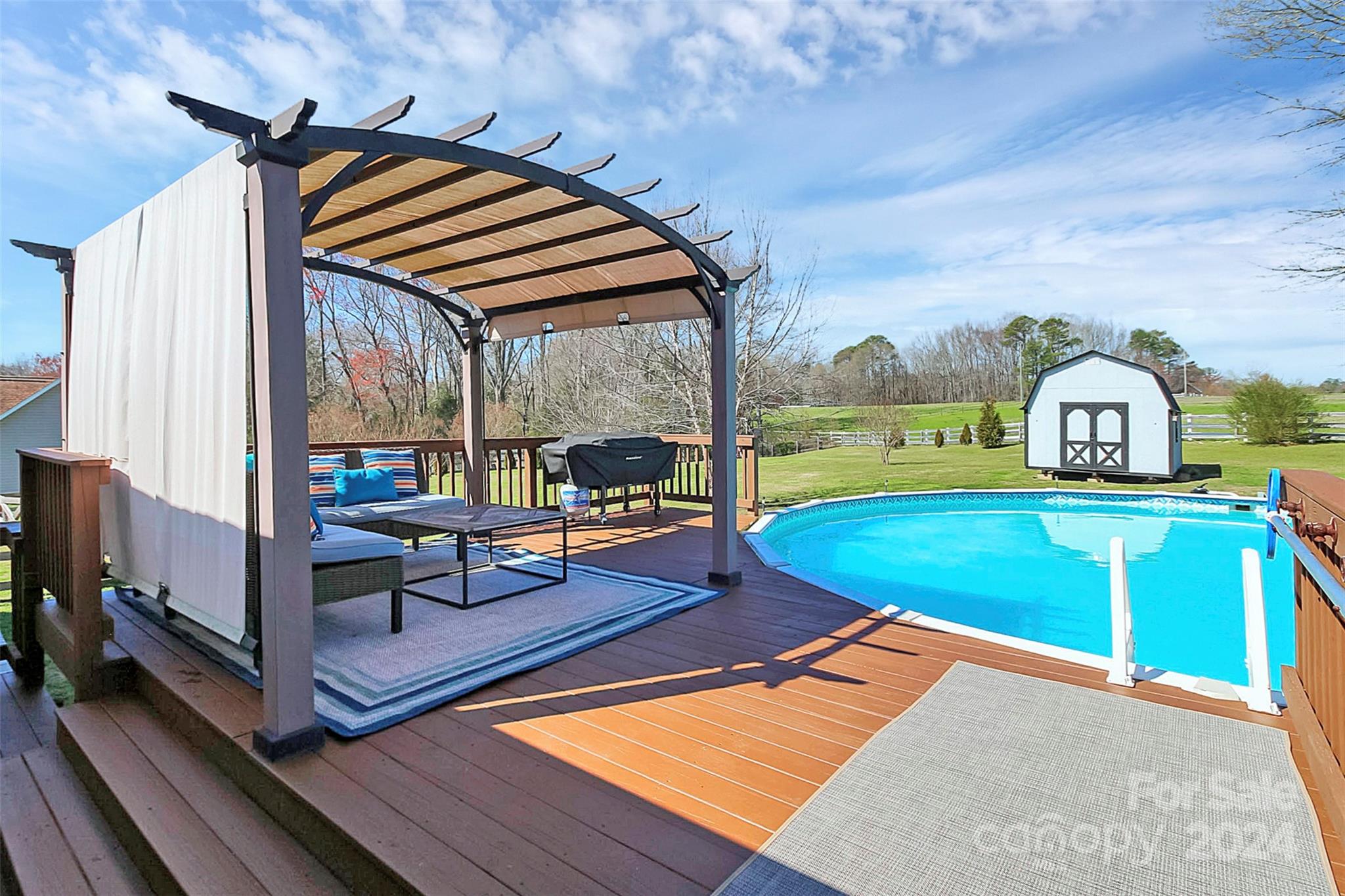 1092 Hall Spencer Road