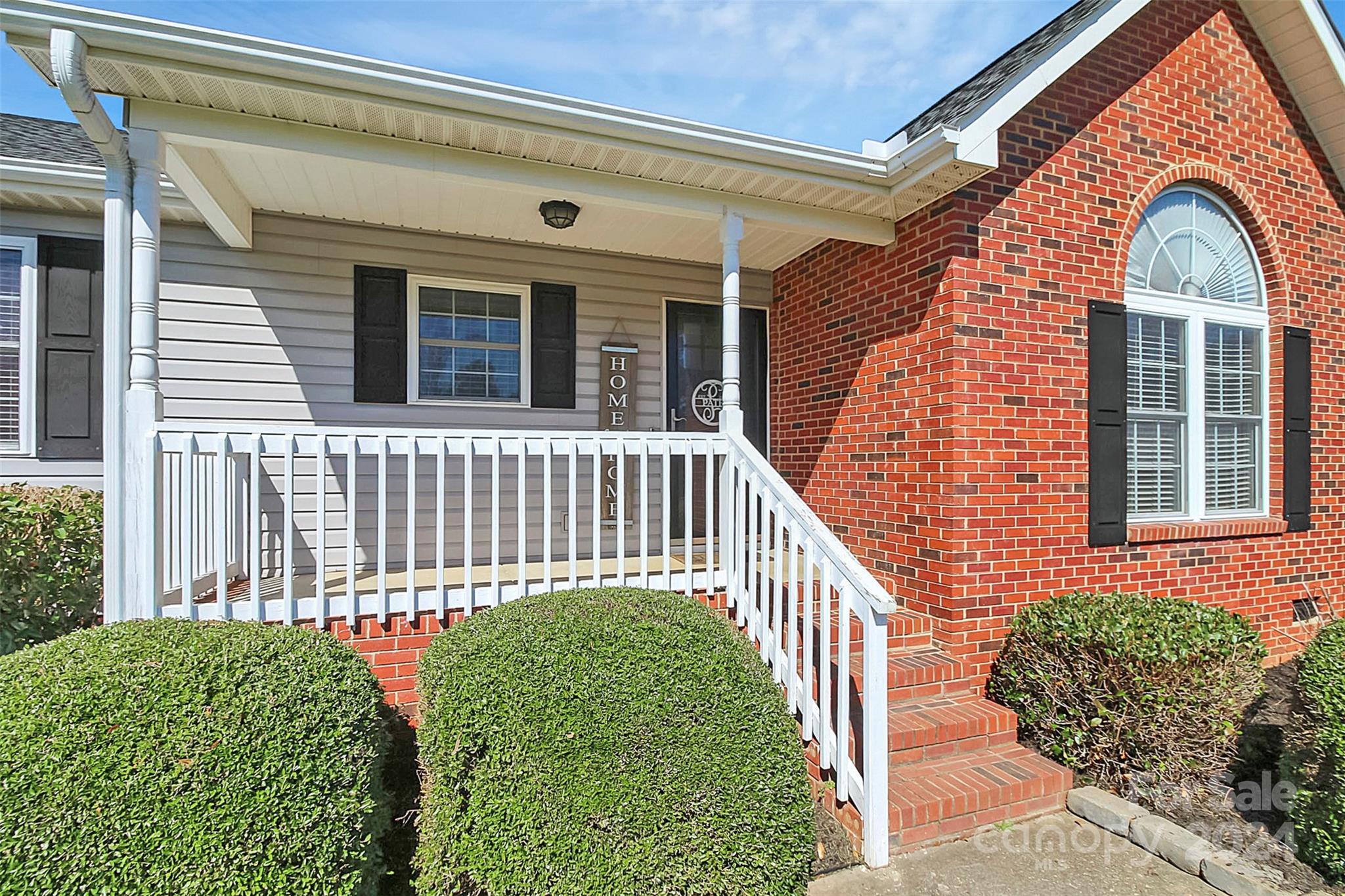 1092 Hall Spencer Road