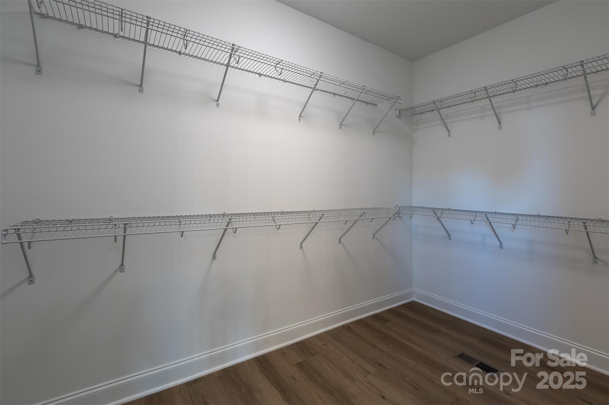 1169 Philbeck Road Unit: 12
