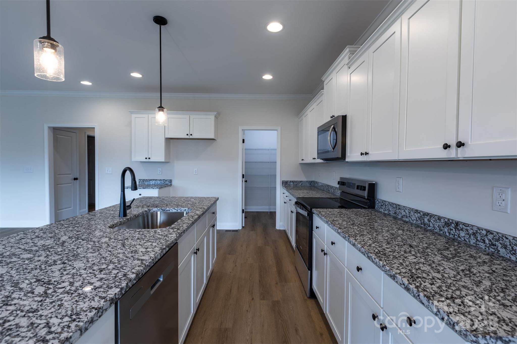 1169 Philbeck Road Unit: 12