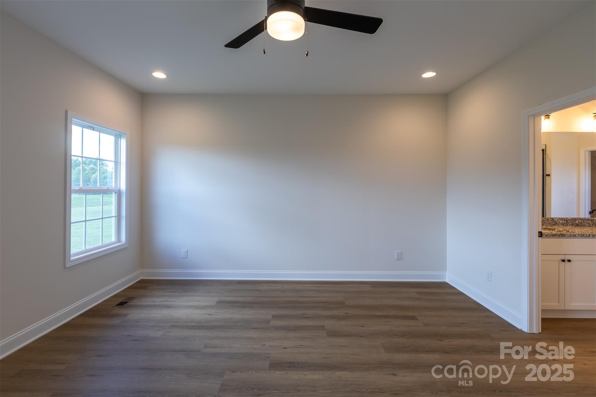 1169 Philbeck Road Unit: 12