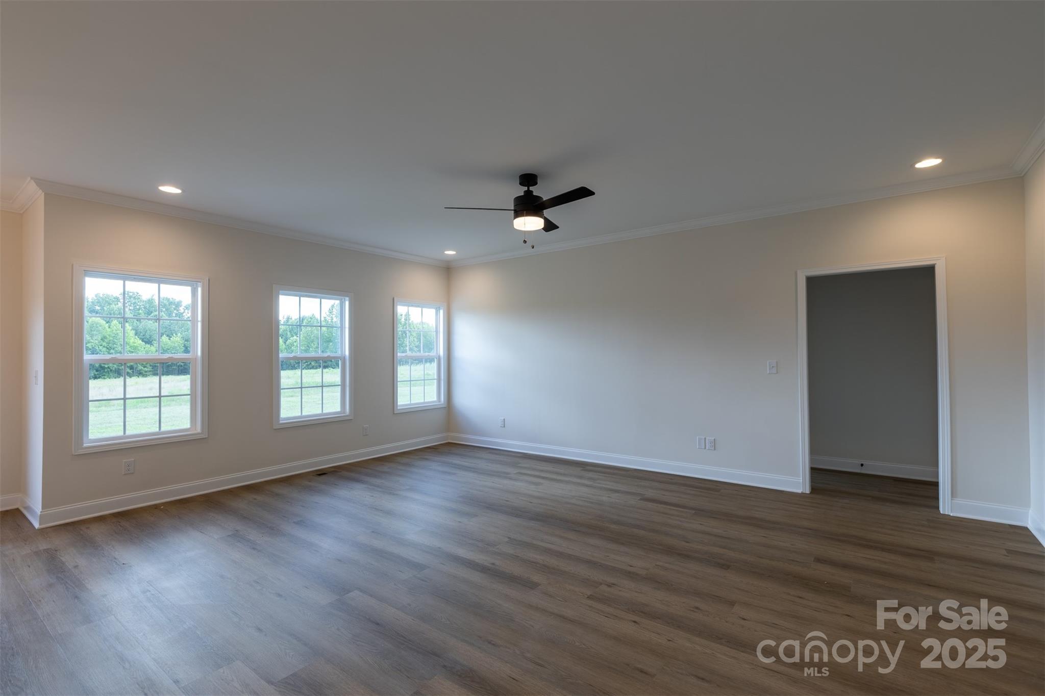 1169 Philbeck Road Unit: 12