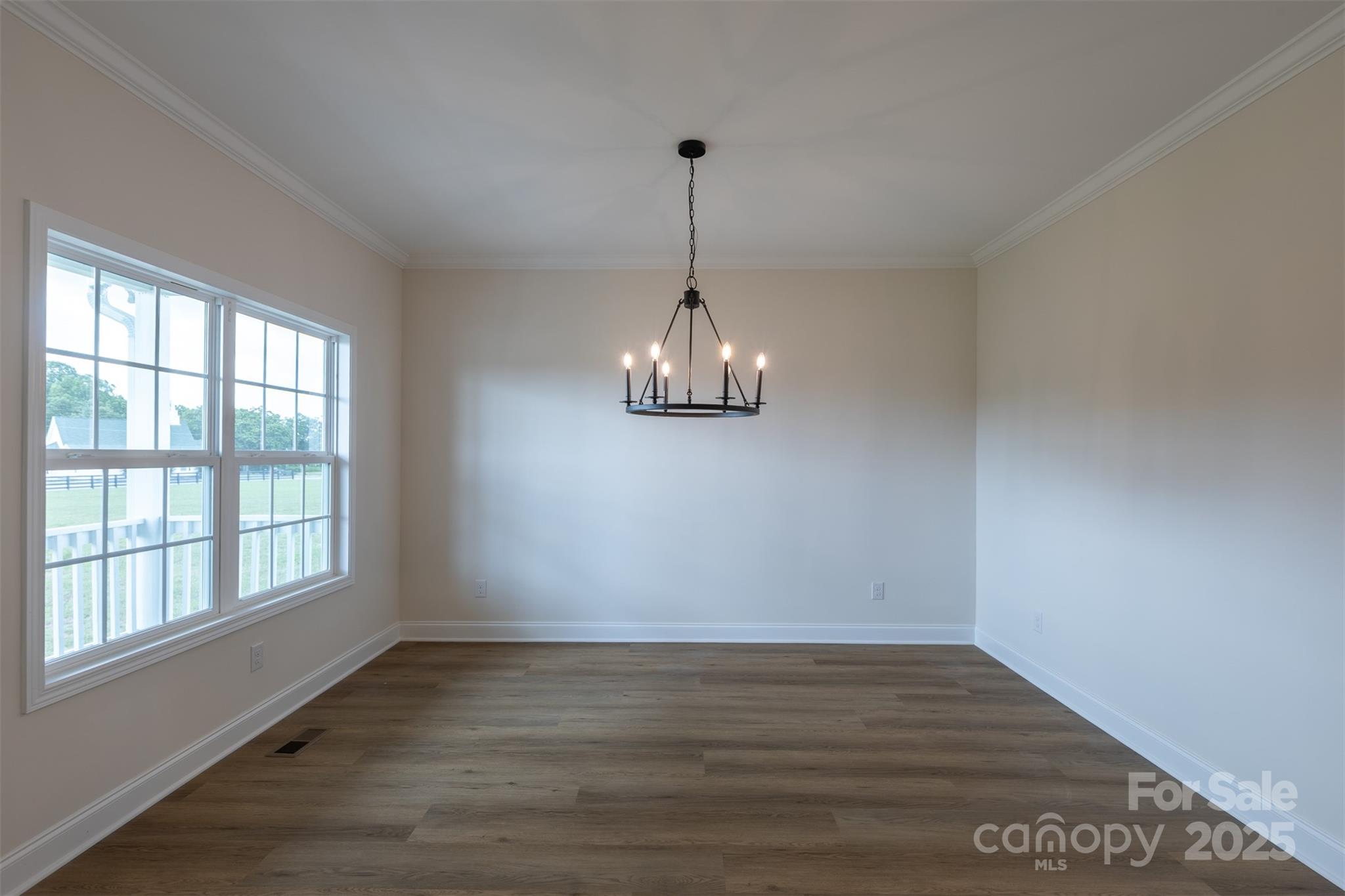 1169 Philbeck Road Unit: 12