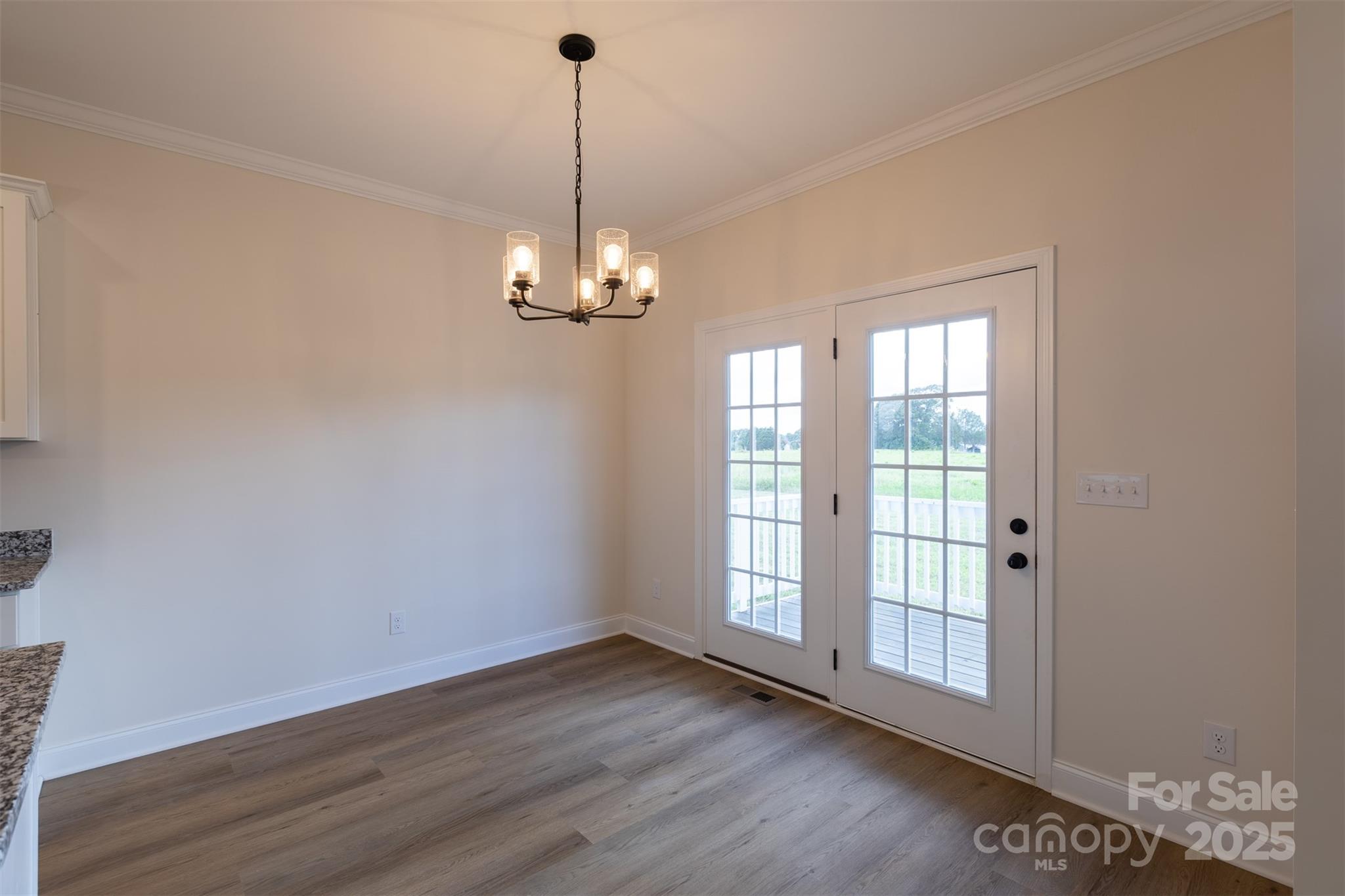 1169 Philbeck Road Unit: 12