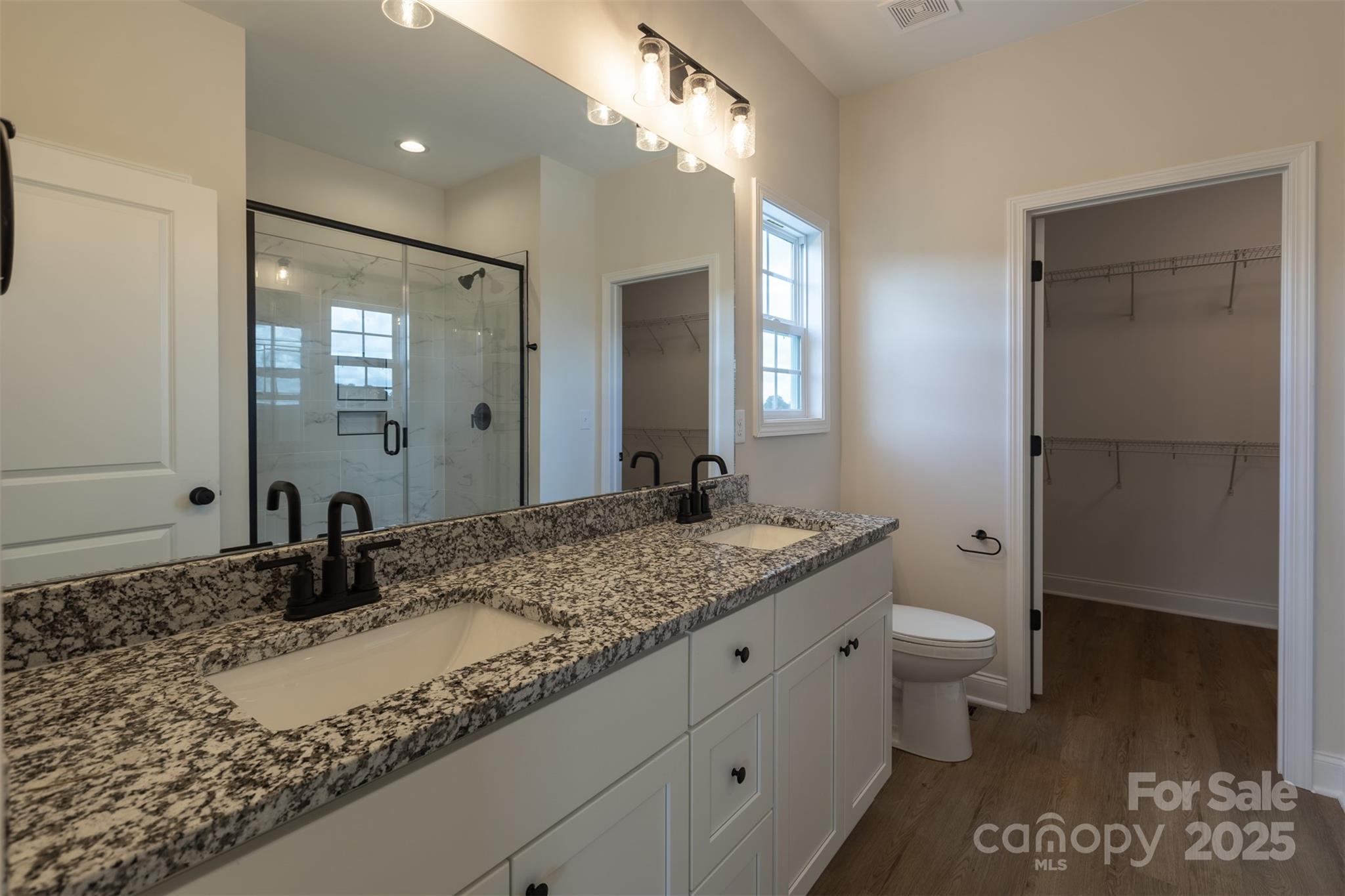 1169 Philbeck Road Unit: 12