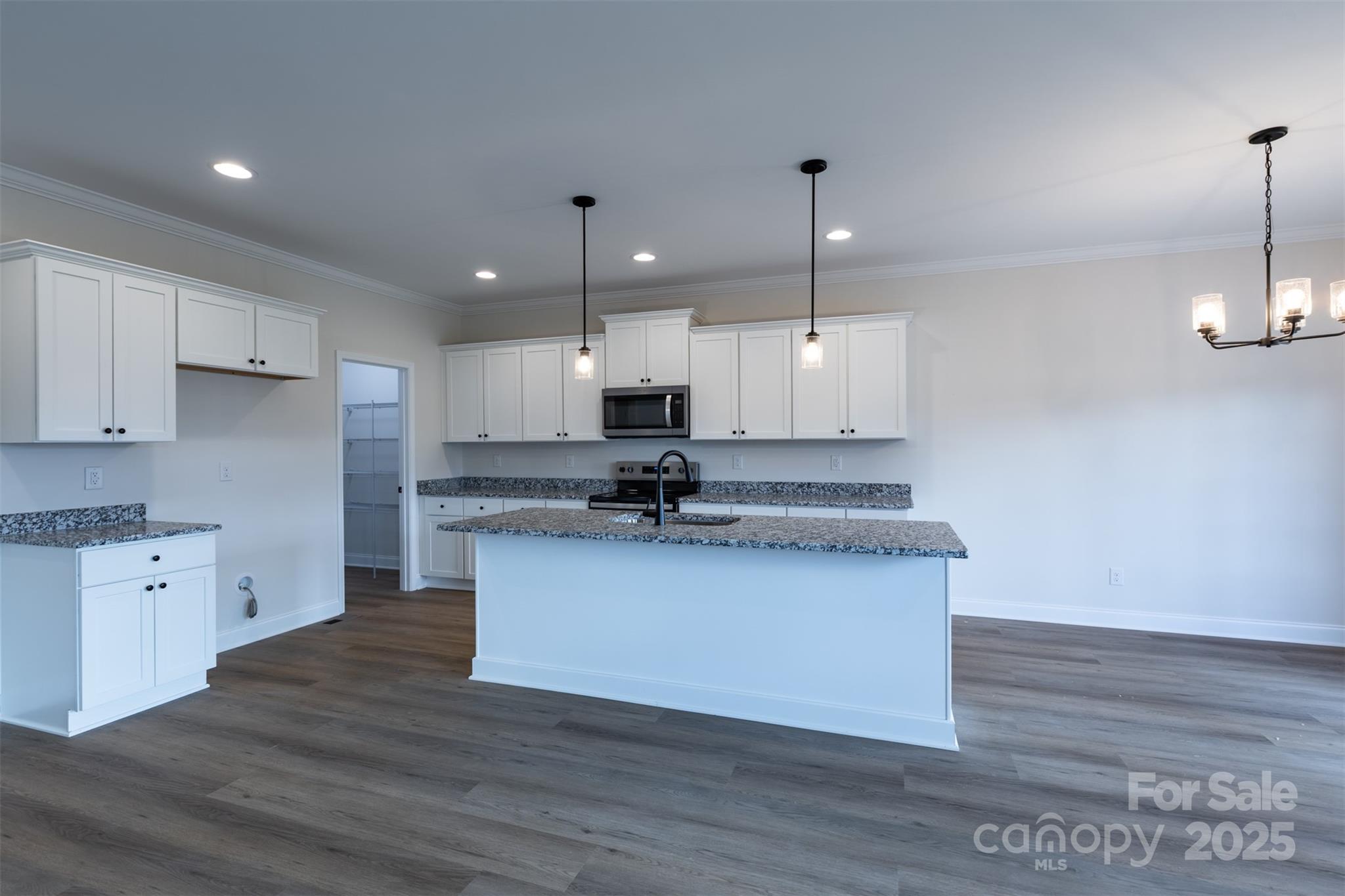 1169 Philbeck Road Unit: 12
