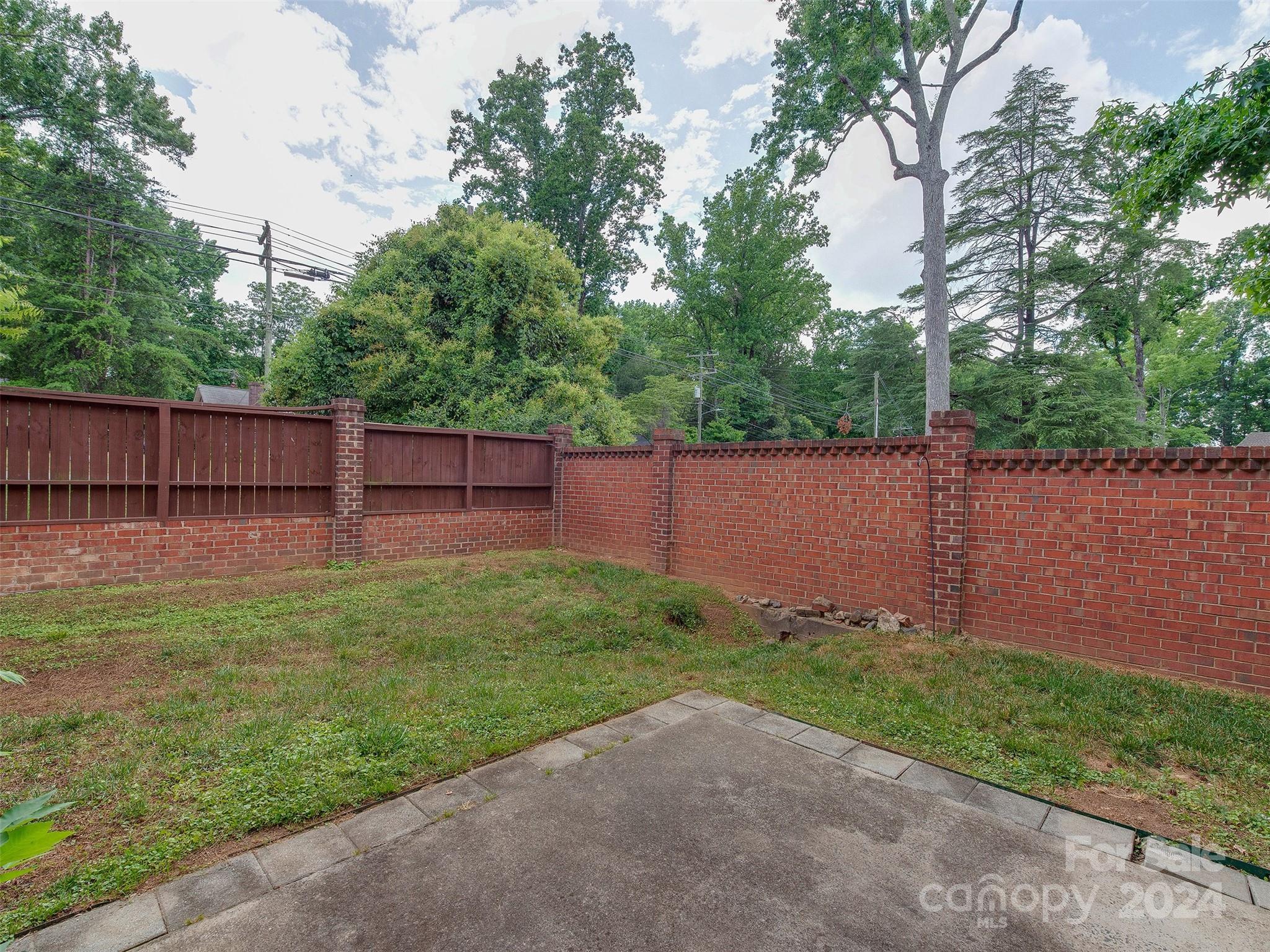 3006 Uxbridge Woods Court