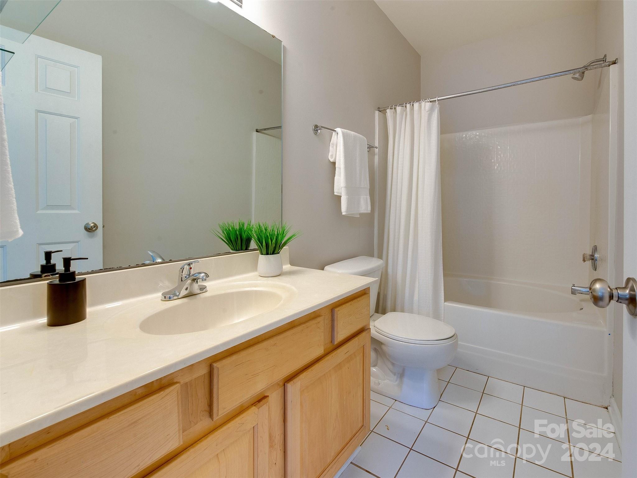 3006 Uxbridge Woods Court