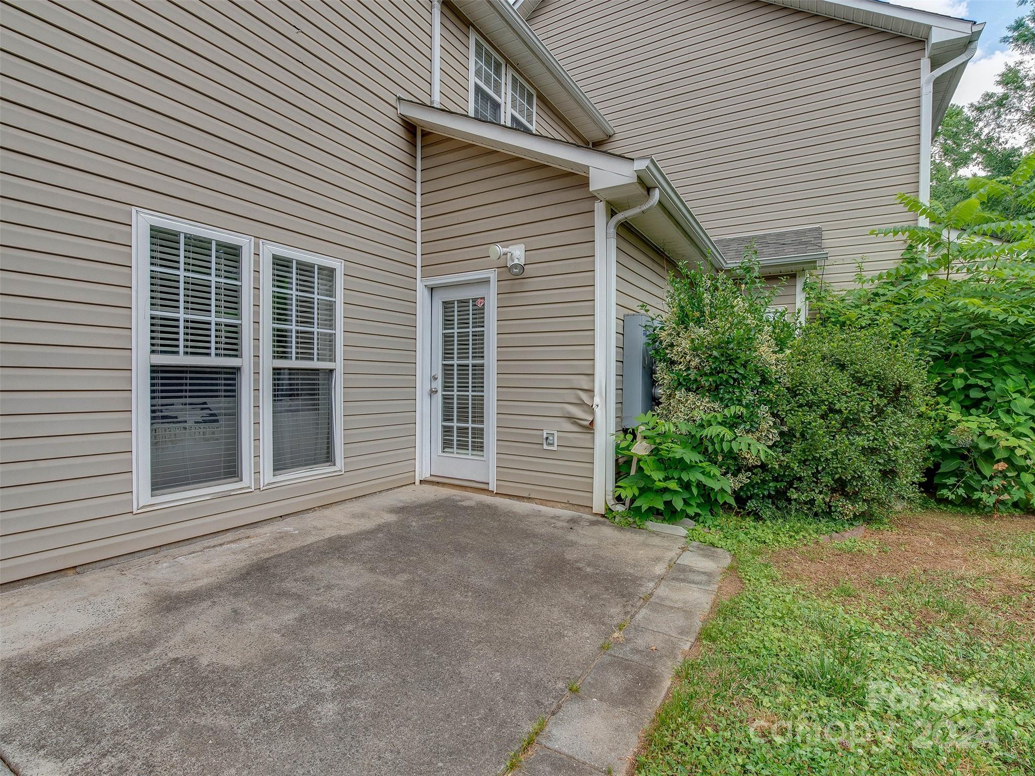 3006 Uxbridge Woods Court