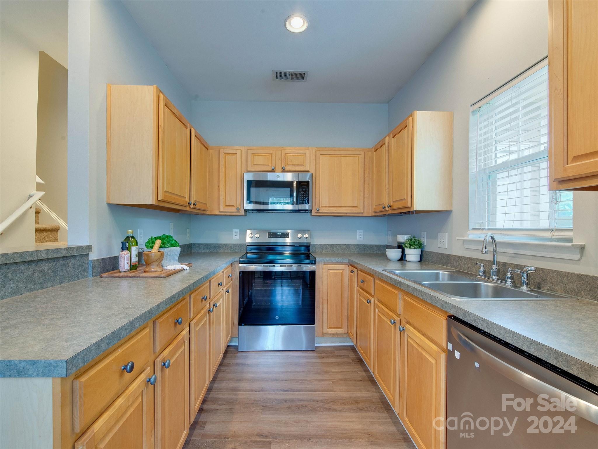 3006 Uxbridge Woods Court