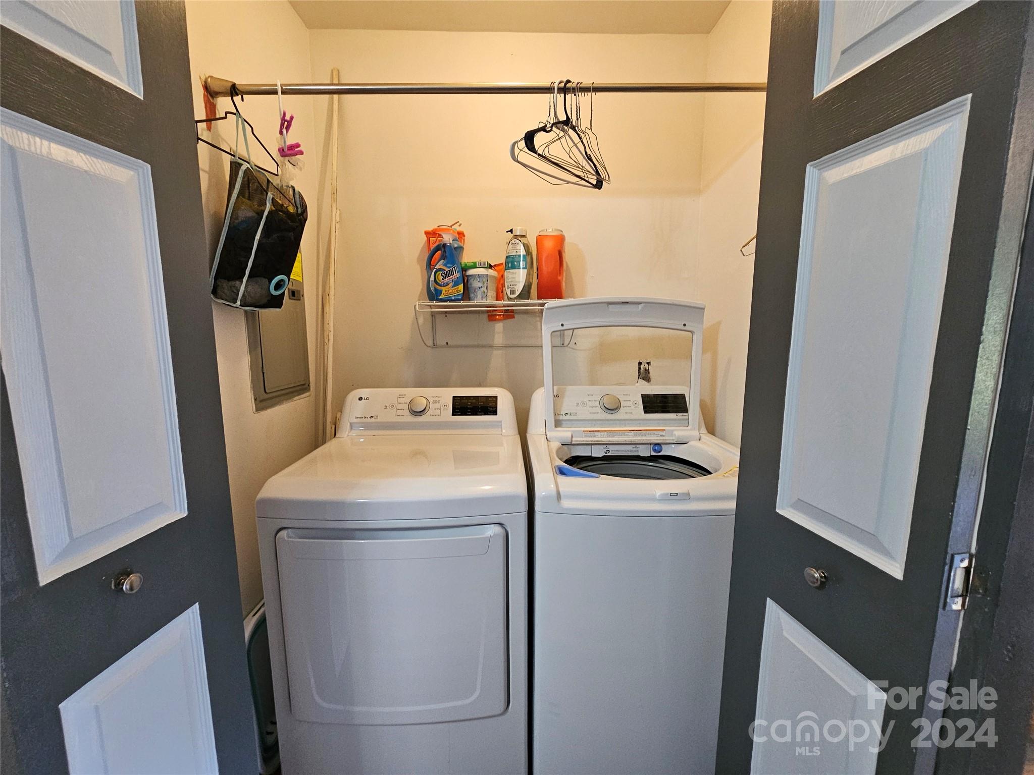 1099 Golden Maple Lane Unit: 28B