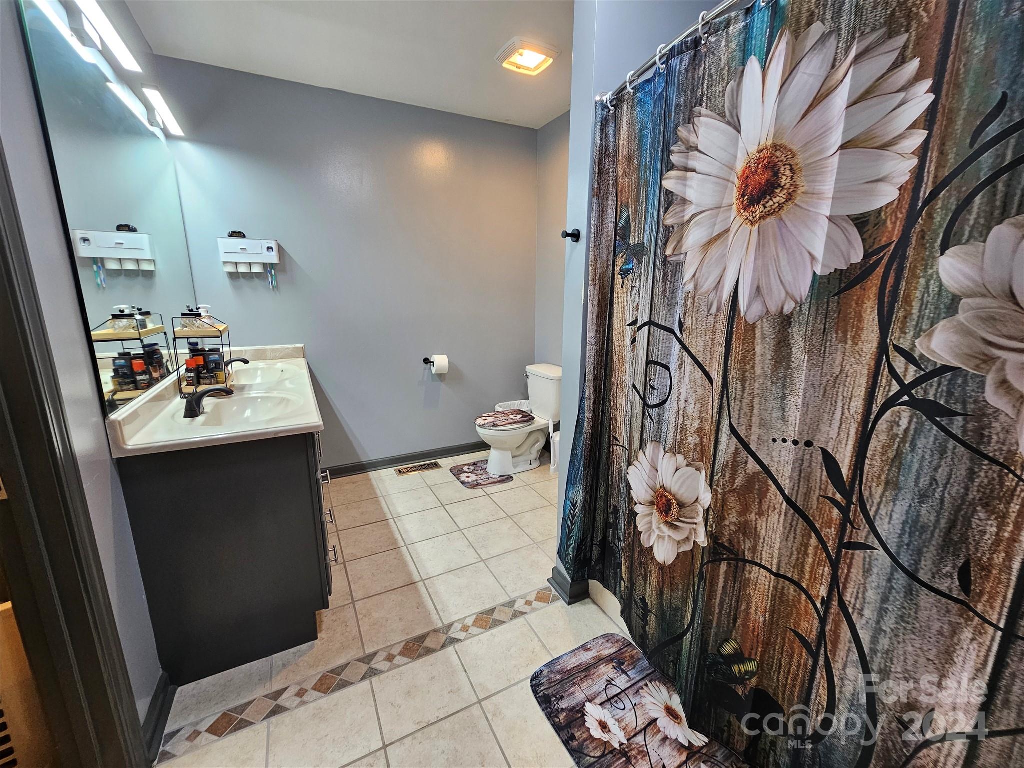 1099 Golden Maple Lane Unit: 28B