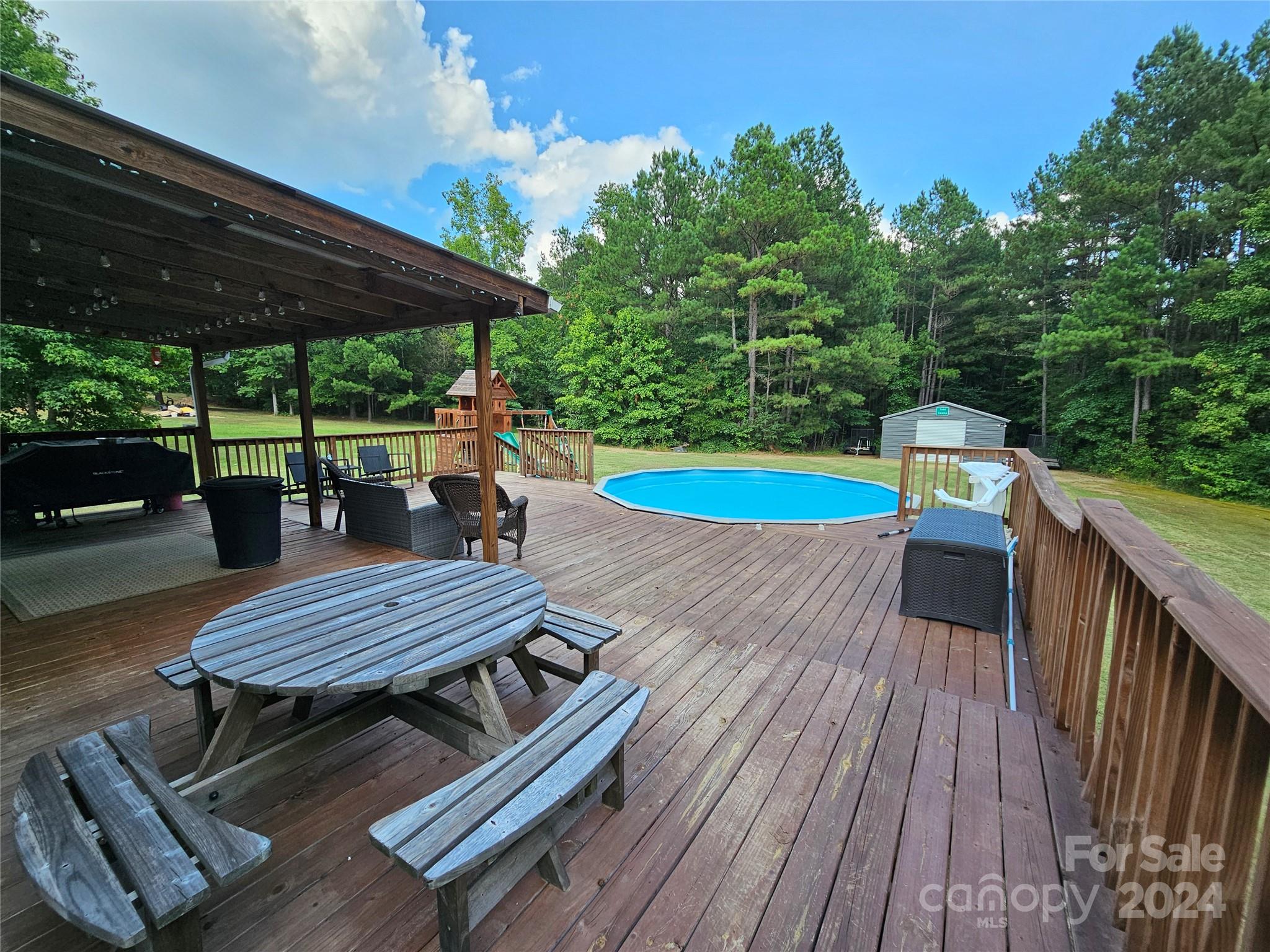 1099 Golden Maple Lane Unit: 28B