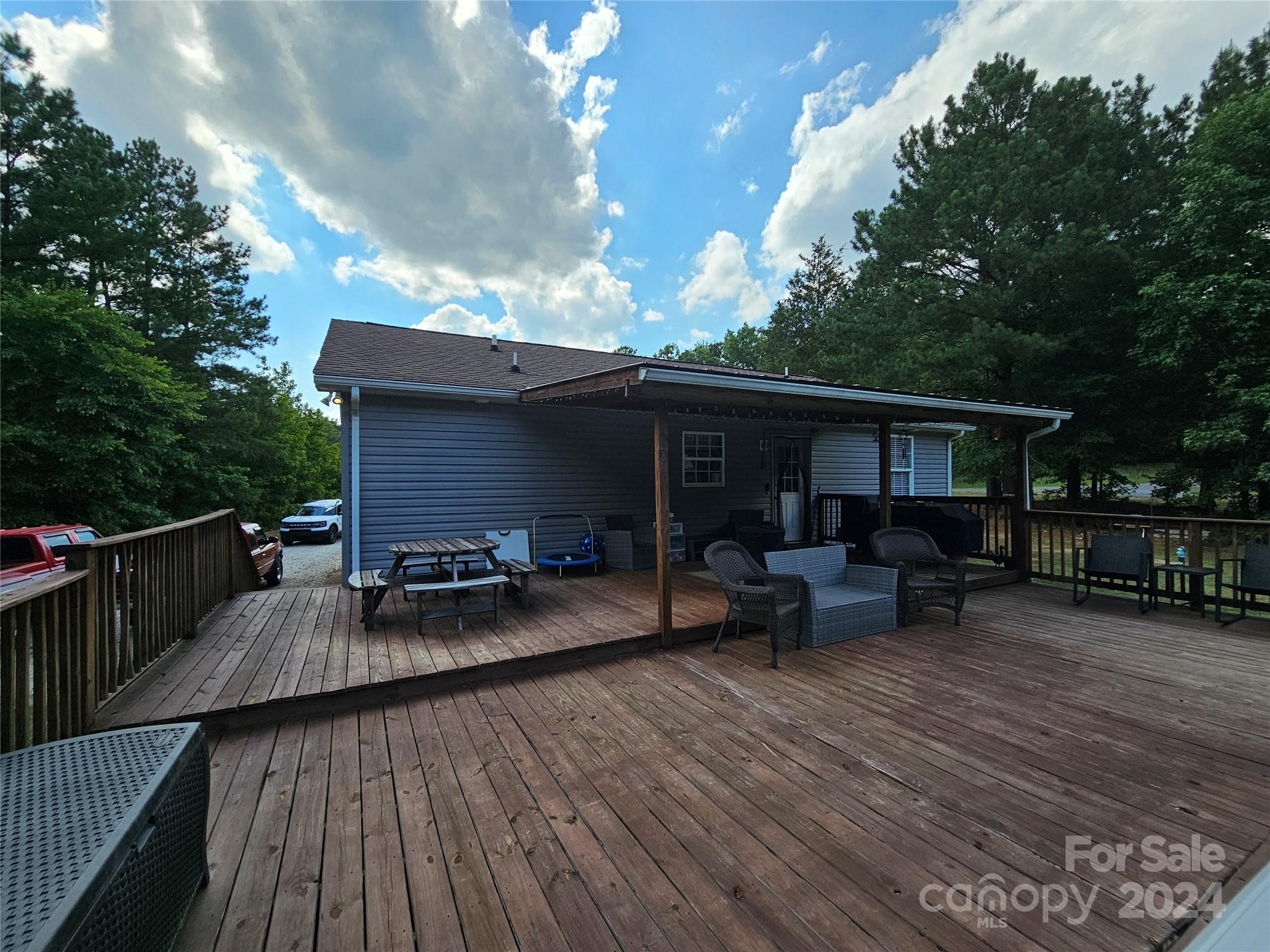 1099 Golden Maple Lane Unit: 28B