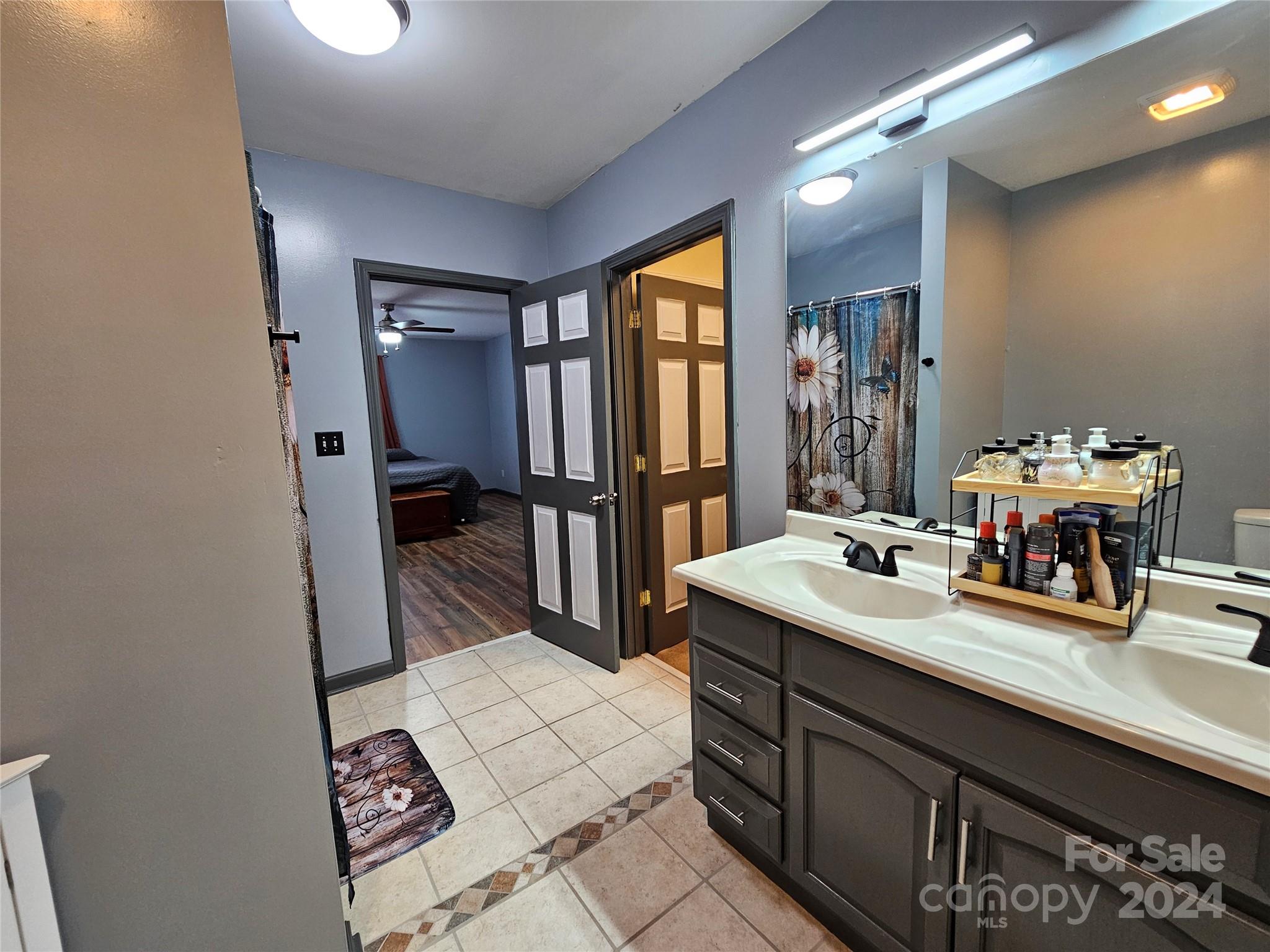 1099 Golden Maple Lane Unit: 28B