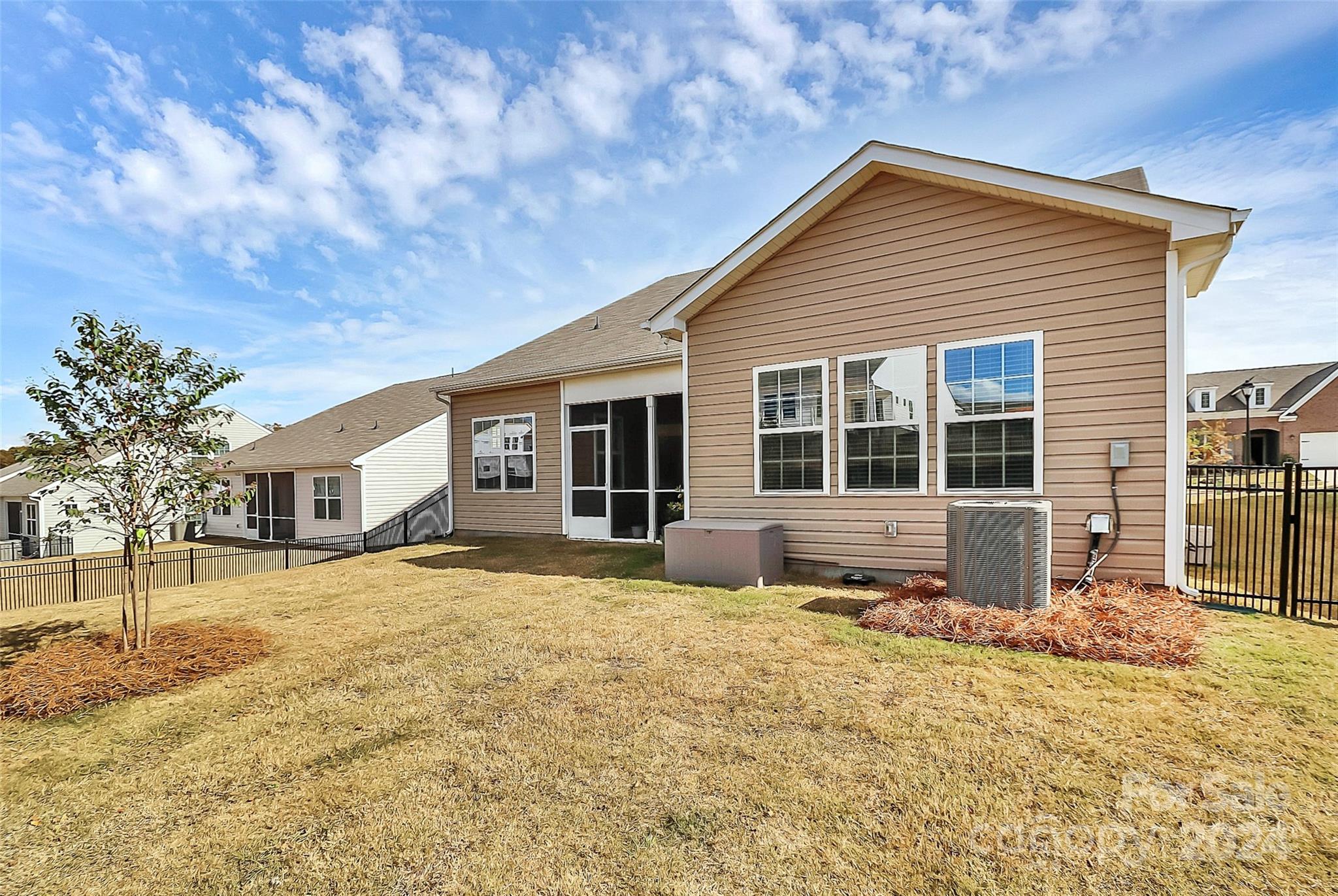 4828 Maiden Creek Way