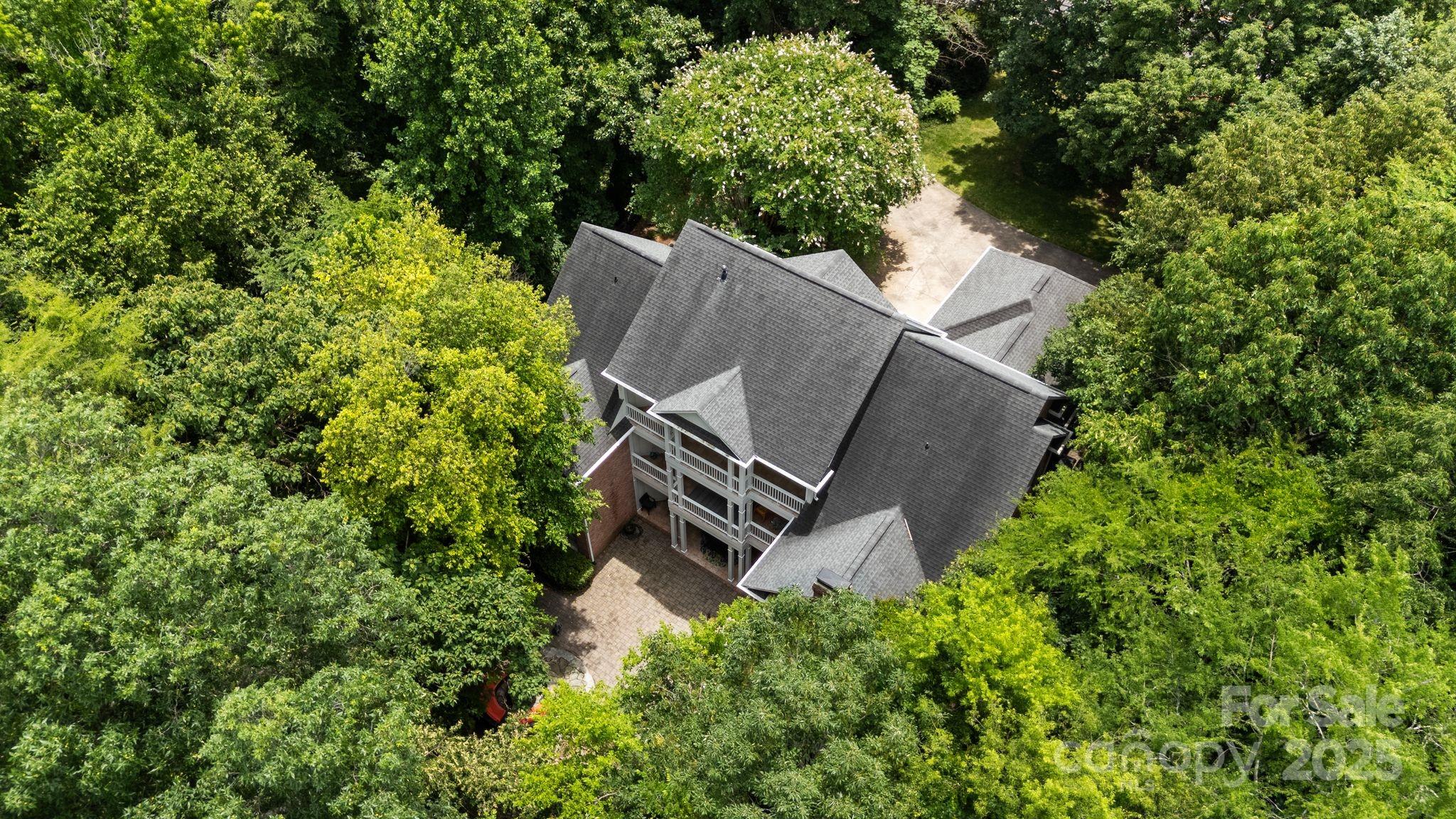 3819 Gleneagles Road