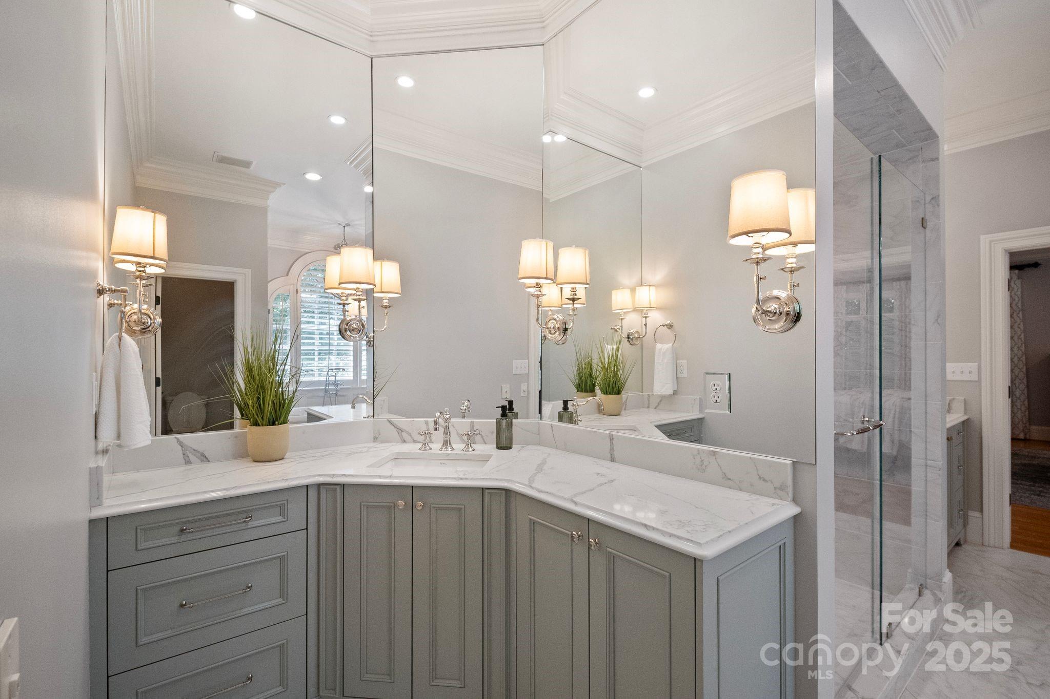 3819 Gleneagles Road