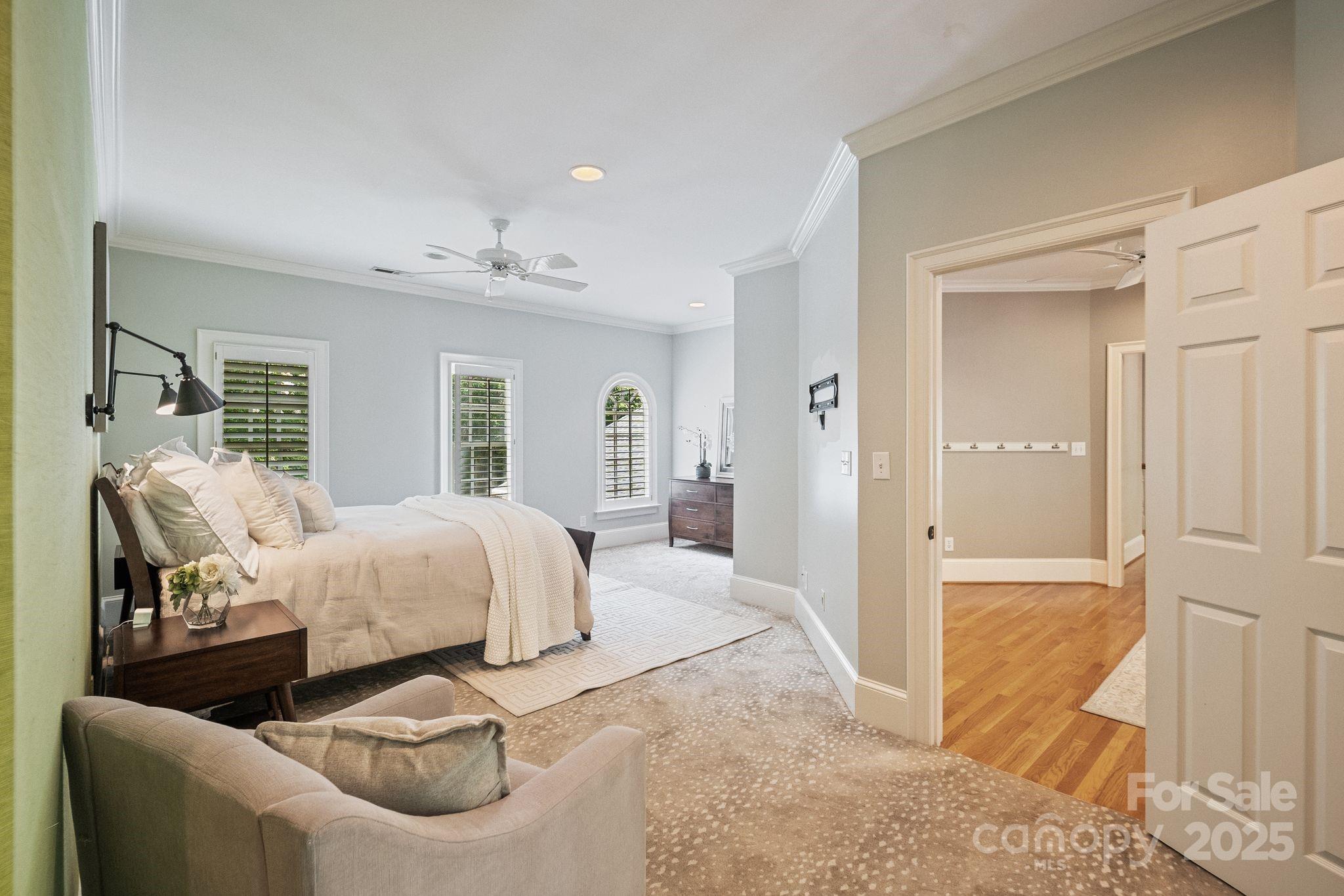 3819 Gleneagles Road