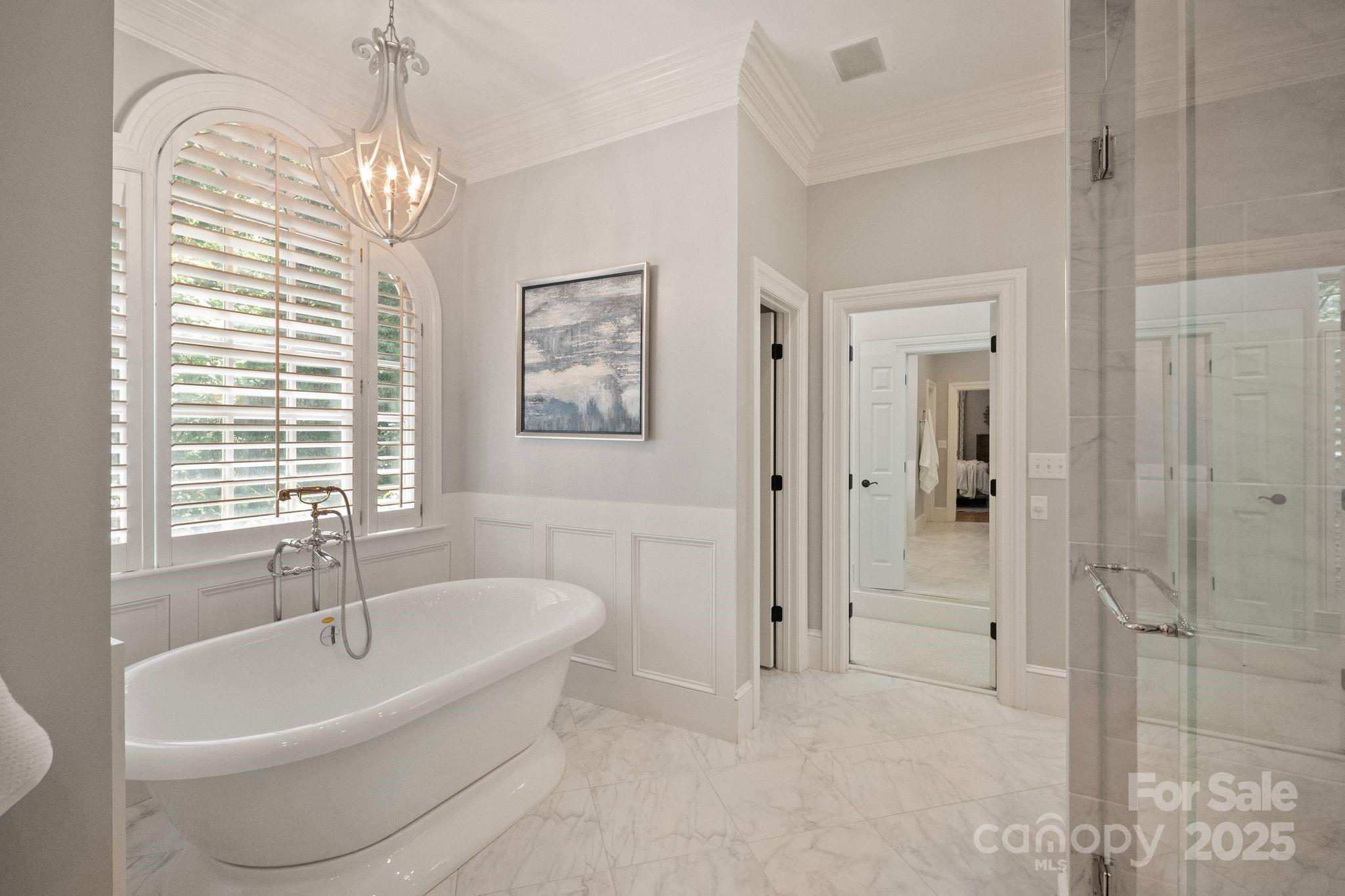 3819 Gleneagles Road