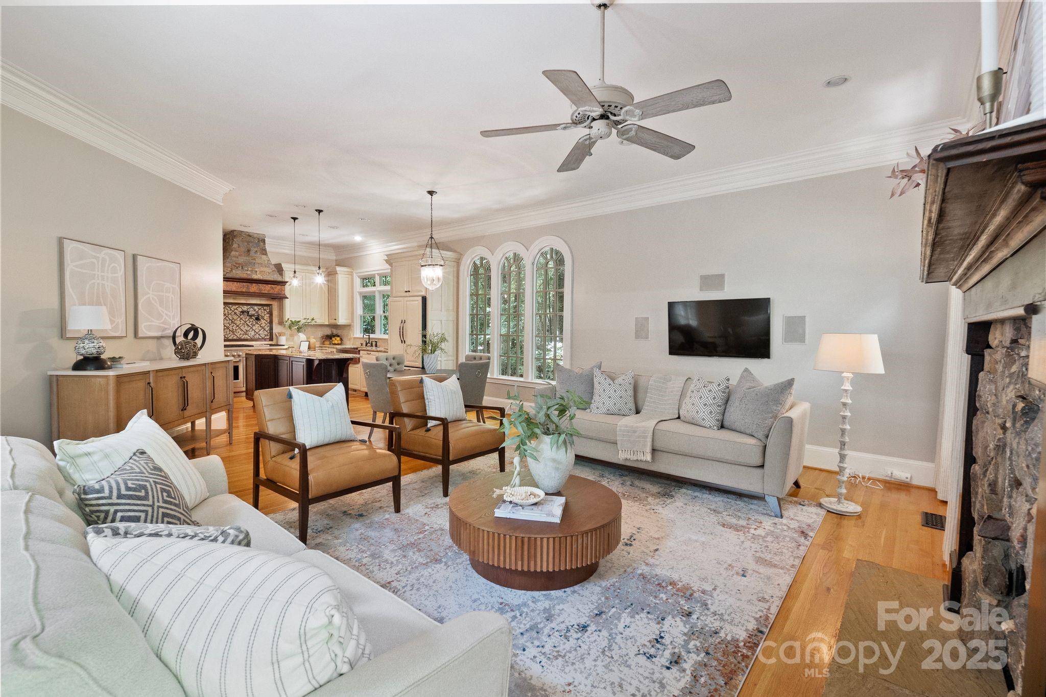 3819 Gleneagles Road