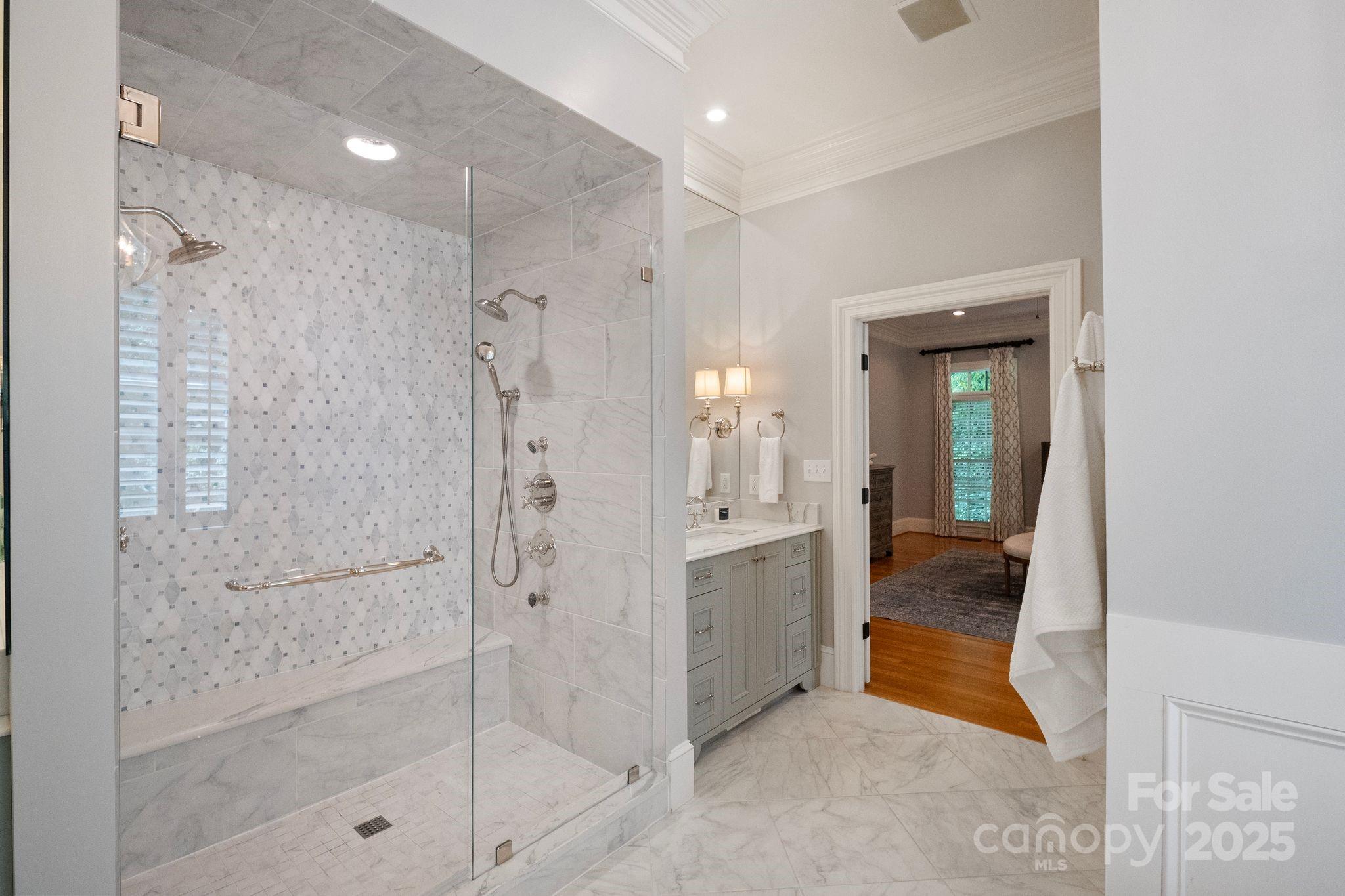 3819 Gleneagles Road