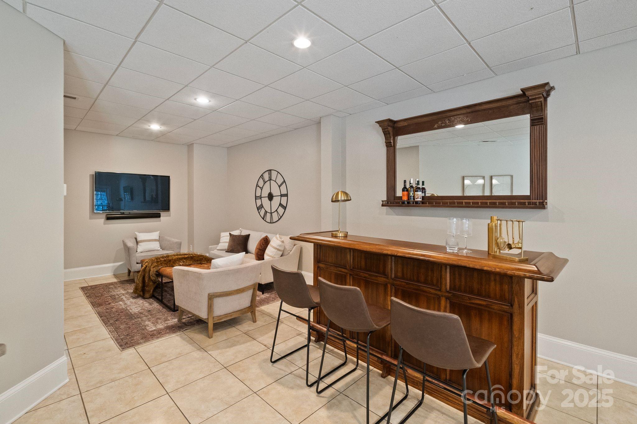 3819 Gleneagles Road