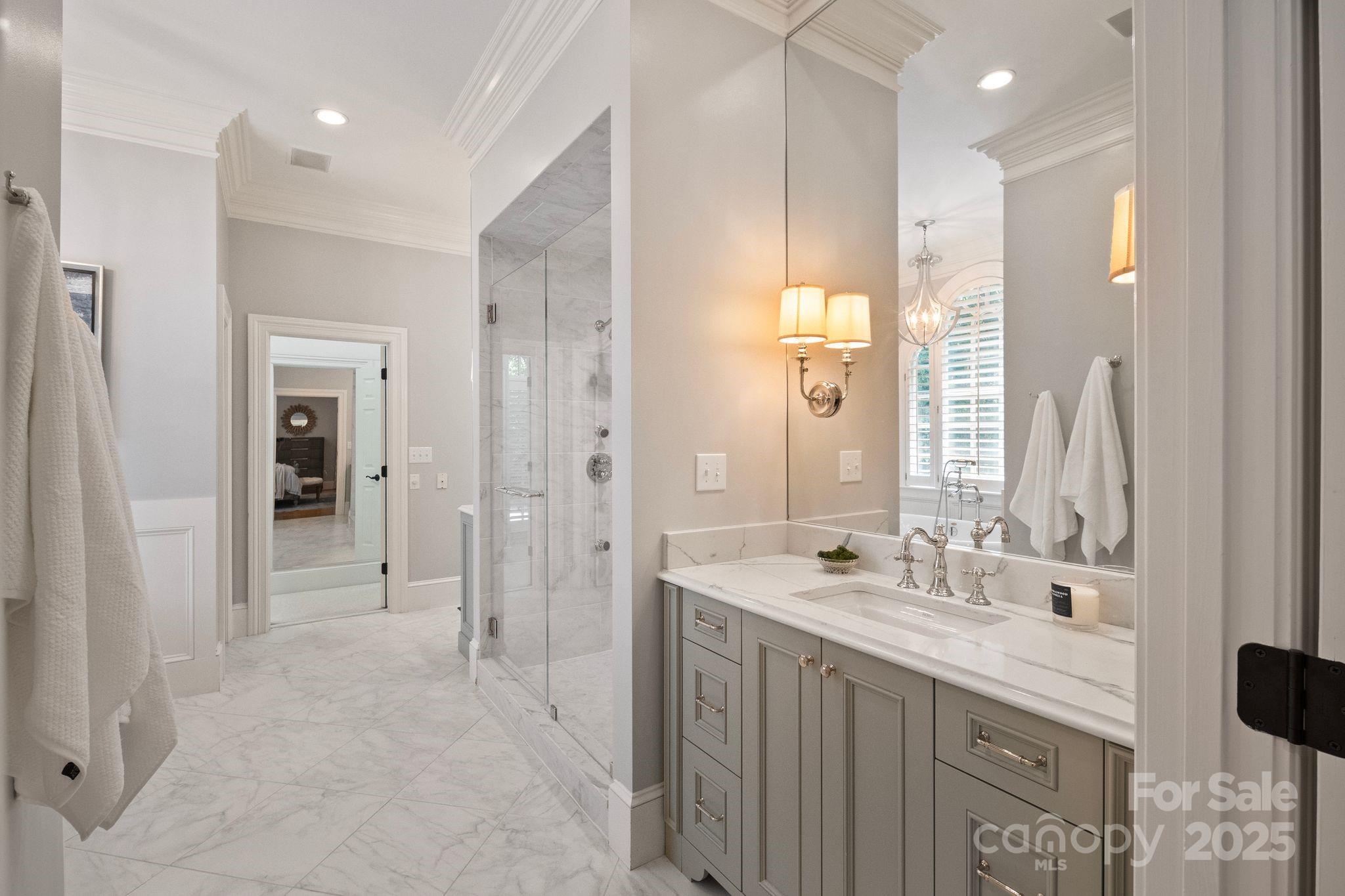 3819 Gleneagles Road