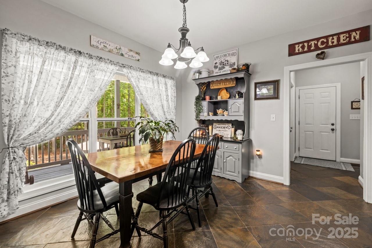 1956 Forest Ridge Drive