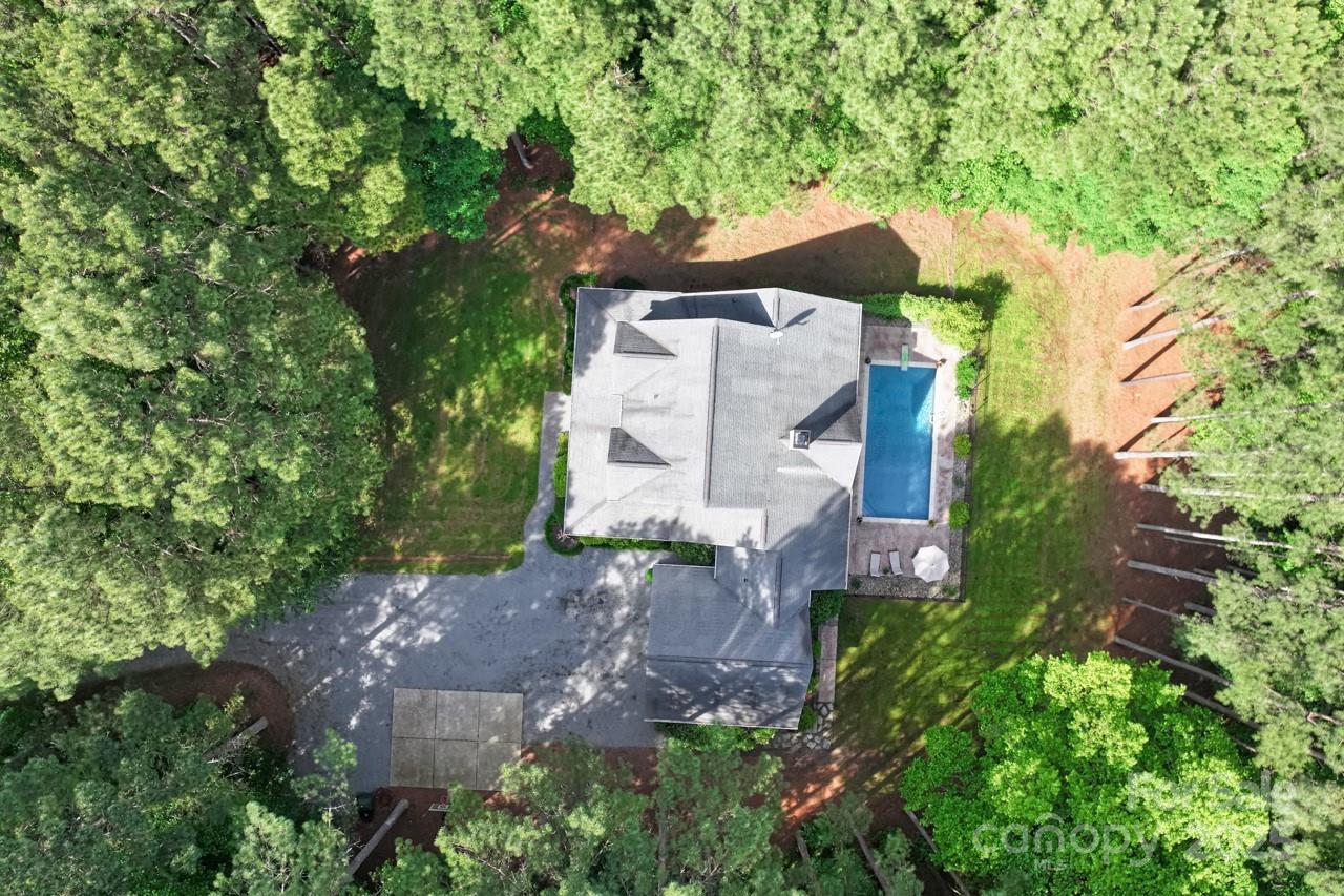 1956 Forest Ridge Drive