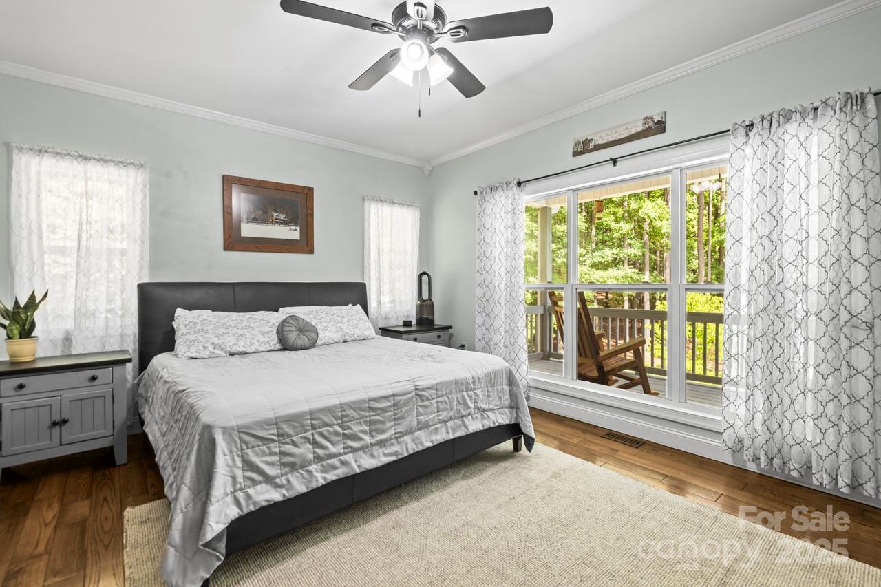 1956 Forest Ridge Drive