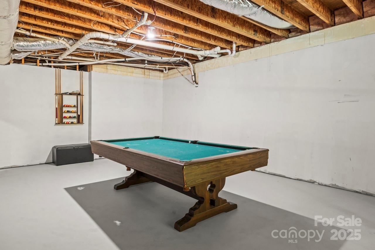 1956 Forest Ridge Drive