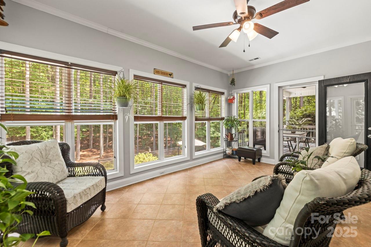 1956 Forest Ridge Drive