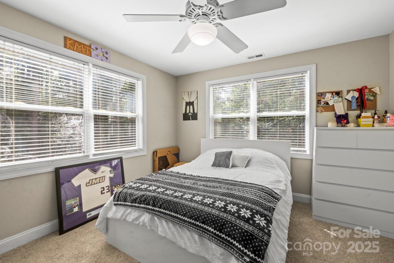 1956 Forest Ridge Drive