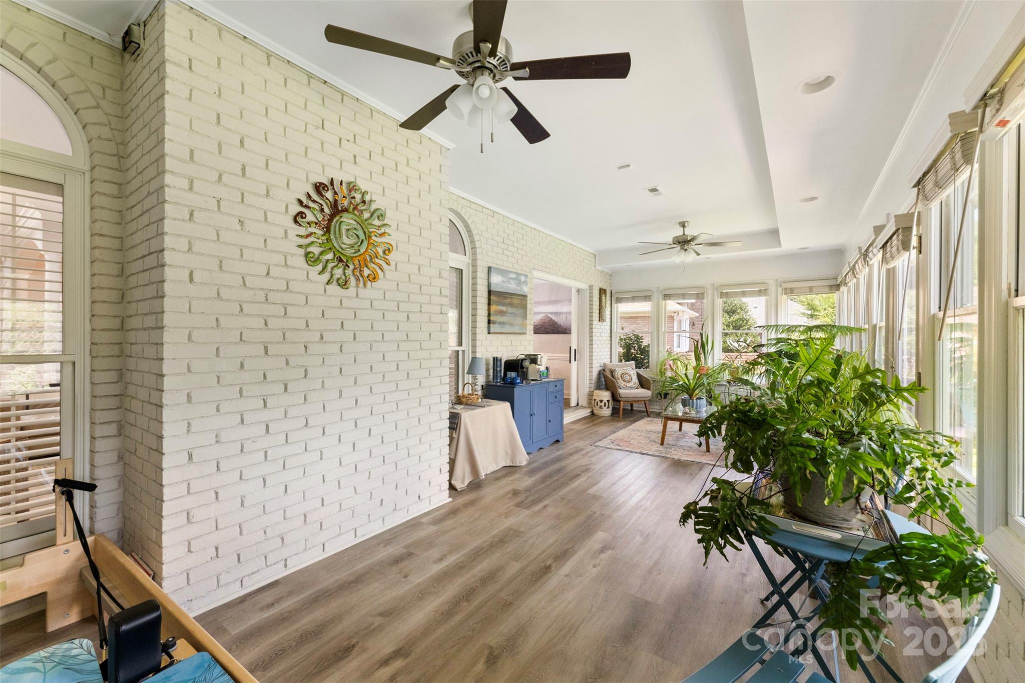 512 Scarboro Lane