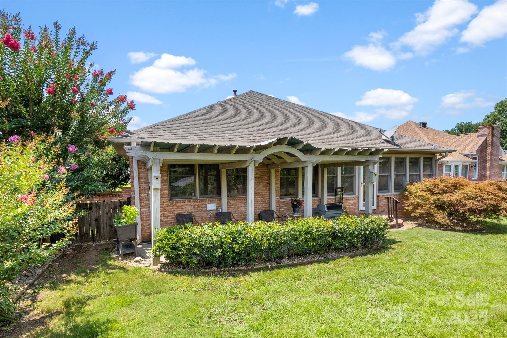 512 Scarboro Lane