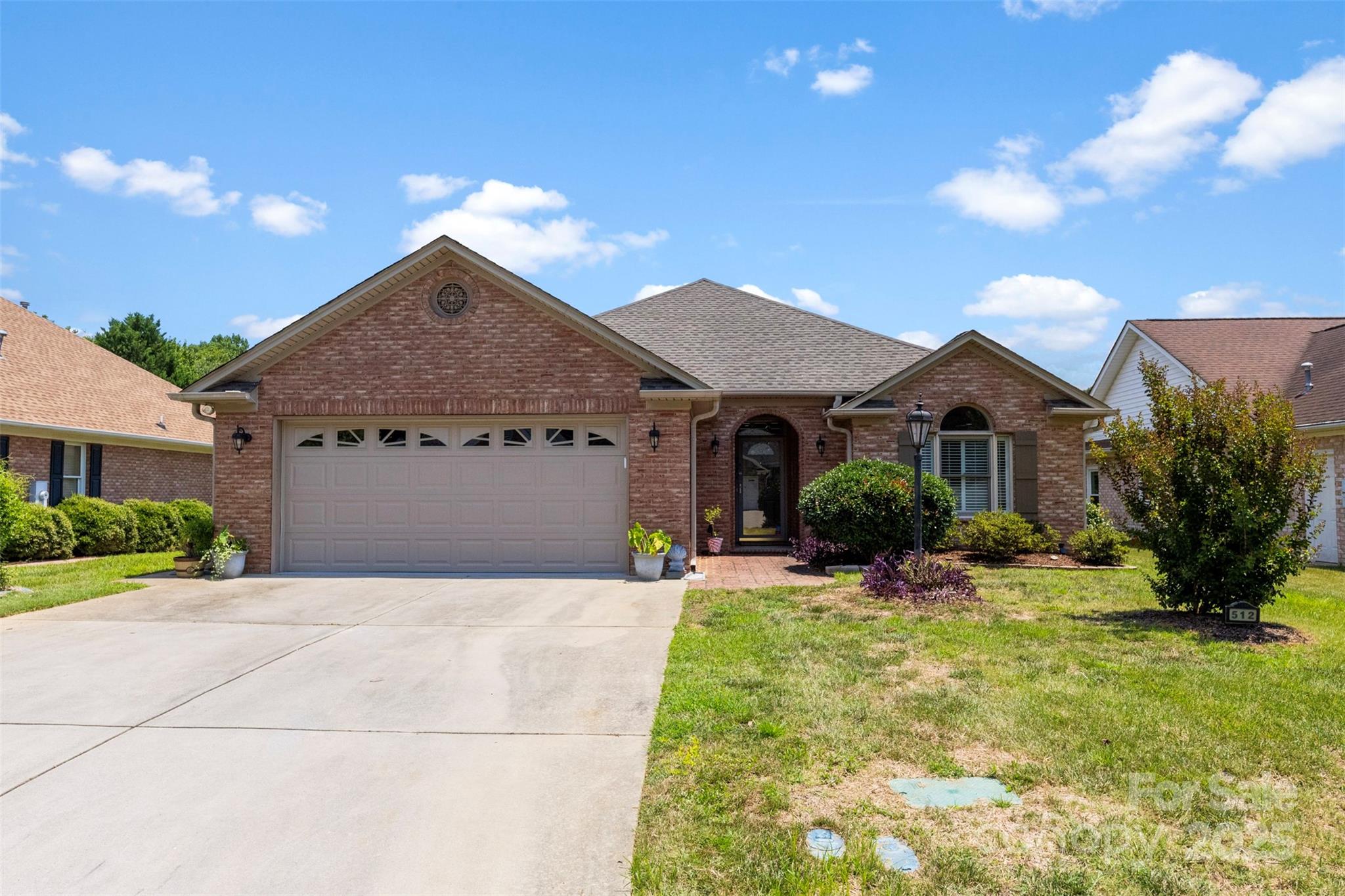 512 Scarboro Lane
